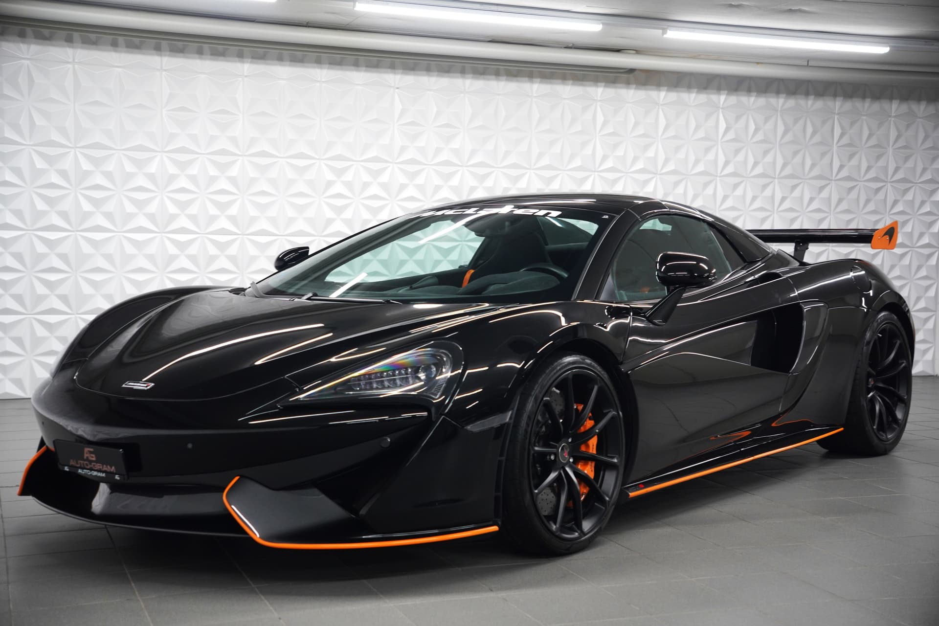 McLaren 570S Spider 3.8 V8 SSG
