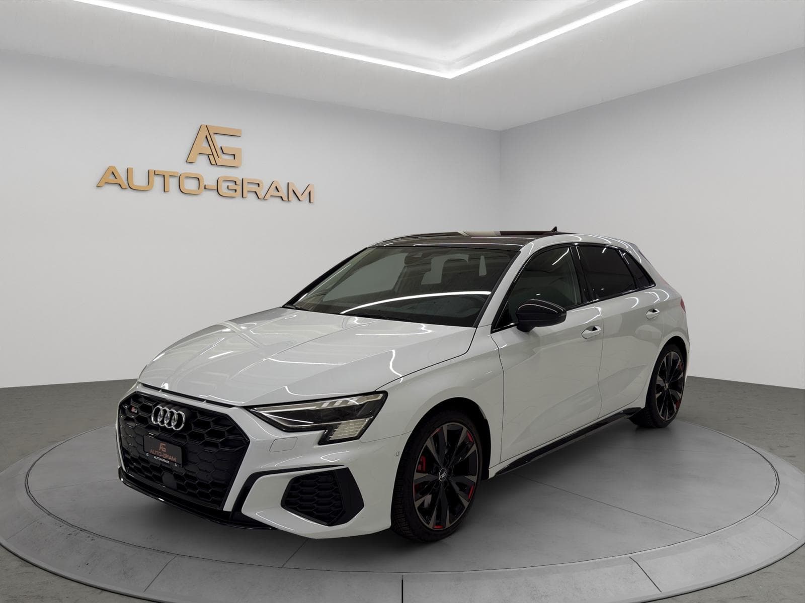 Audi S3 Sportback 2.0 TFSI quattro S-tronic