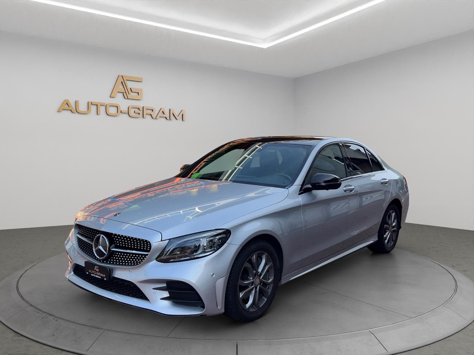 Mercedes-Benz C 300 d AMG Line 4Matic 9G-Tronic
