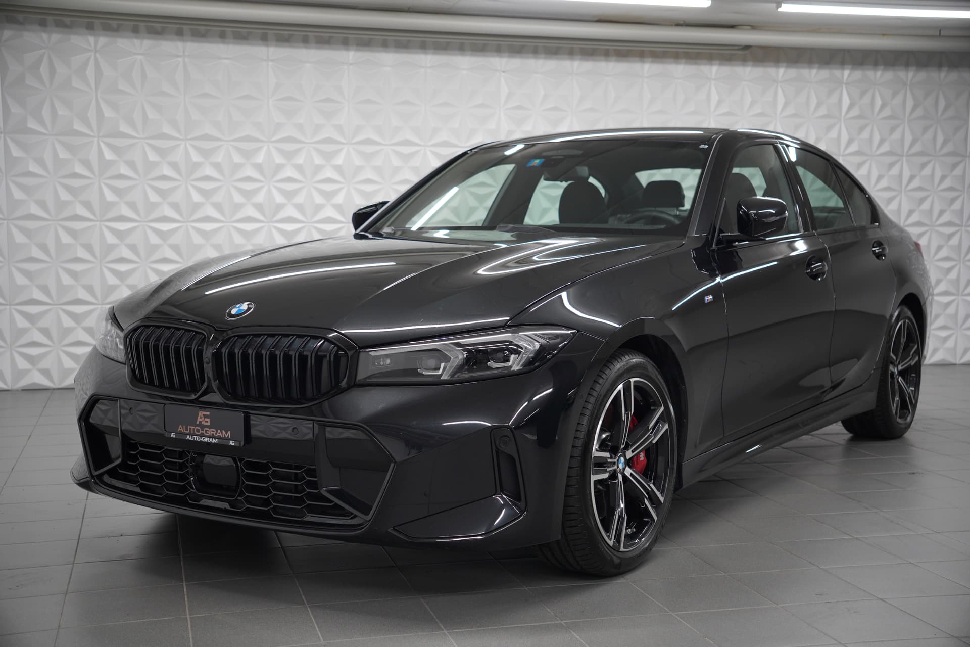 BMW 330d xDrive 48V Steptronic M Sport Pro