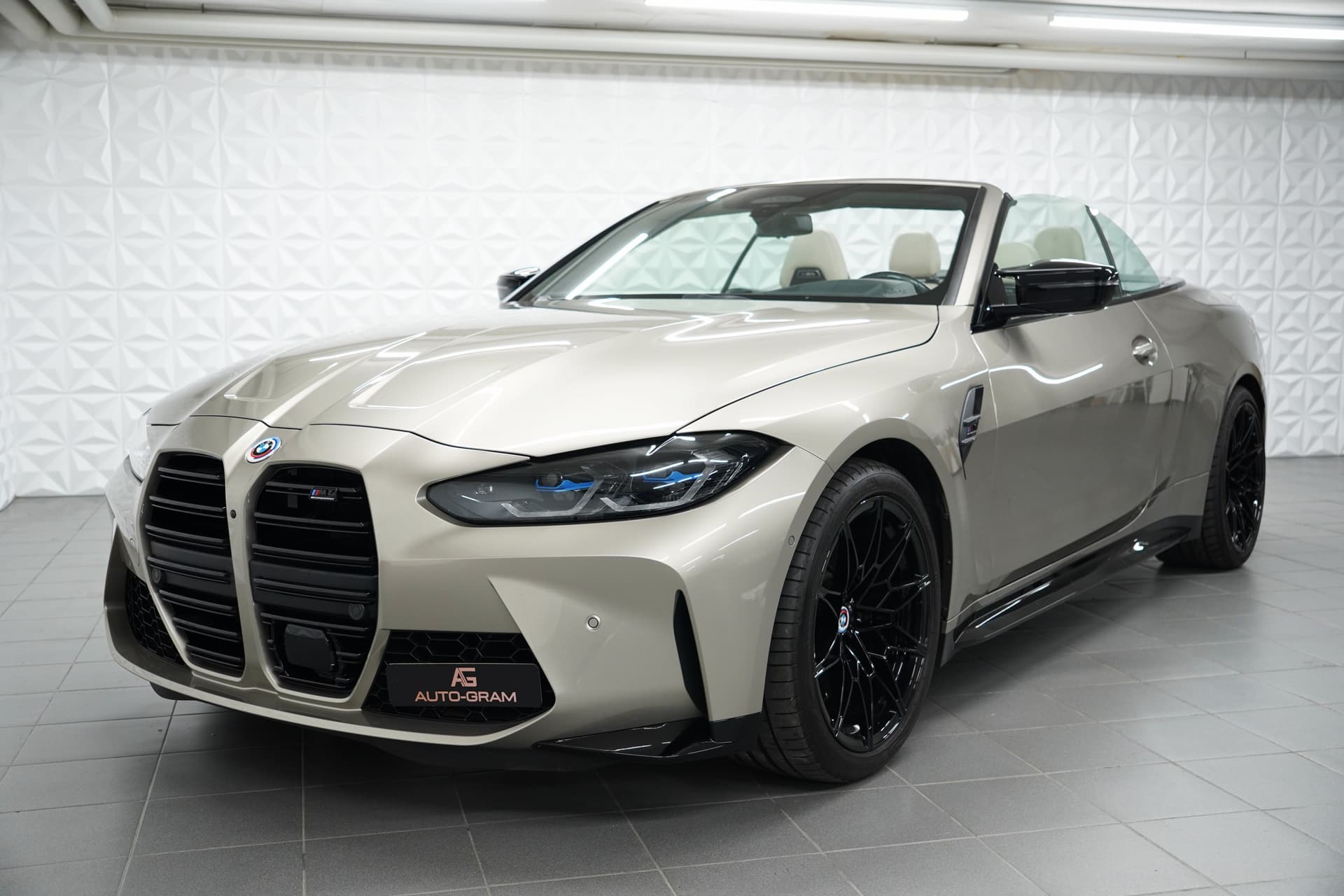 BMW M4 Cabrio Competition M xDrive