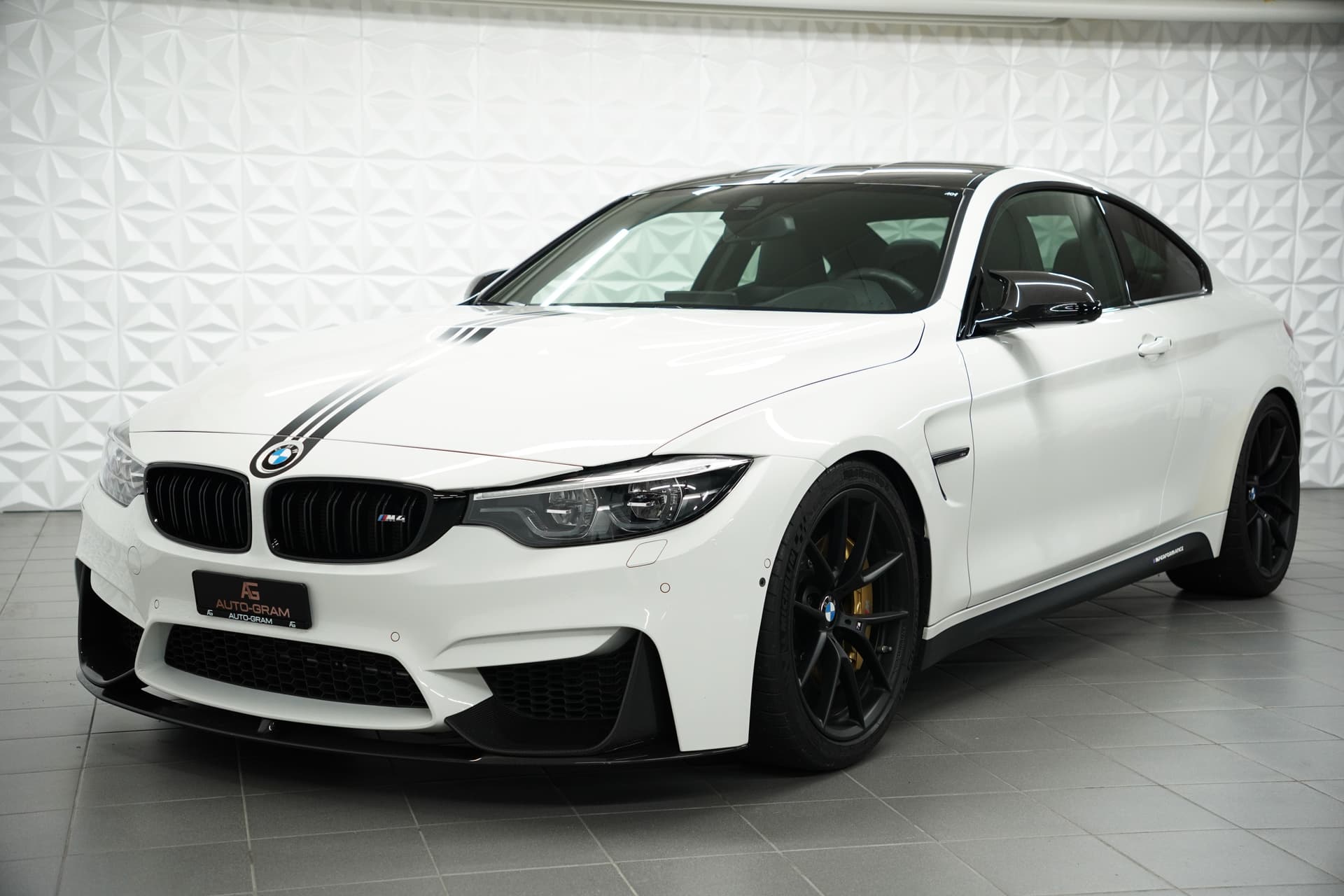 BMW M4 Coupé Competition DKG