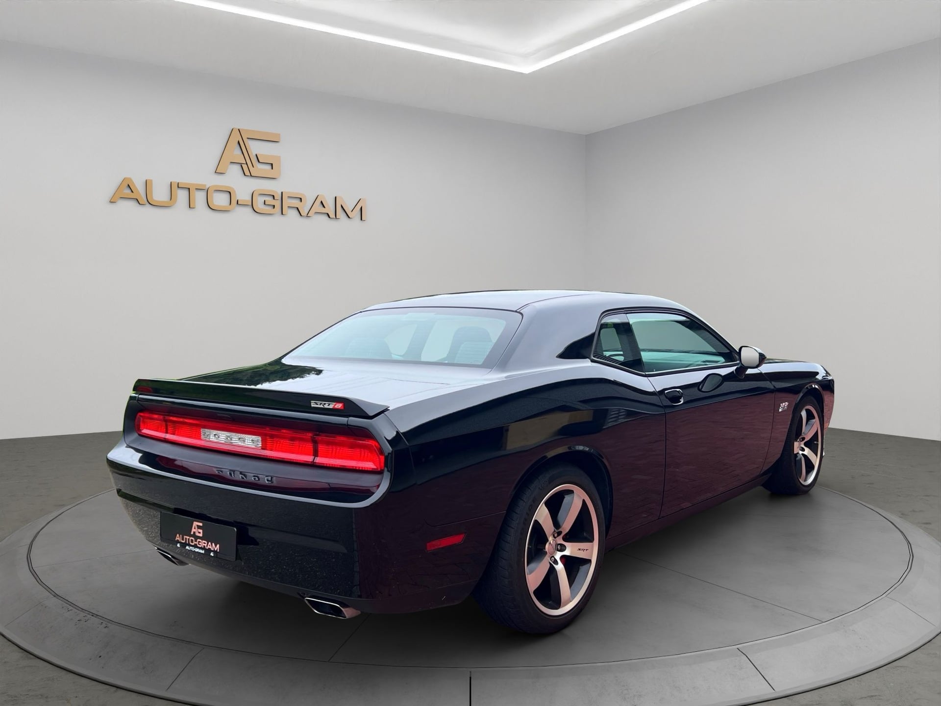 Dodge Challenger SRT8 6.4 HEMI – Bild 5