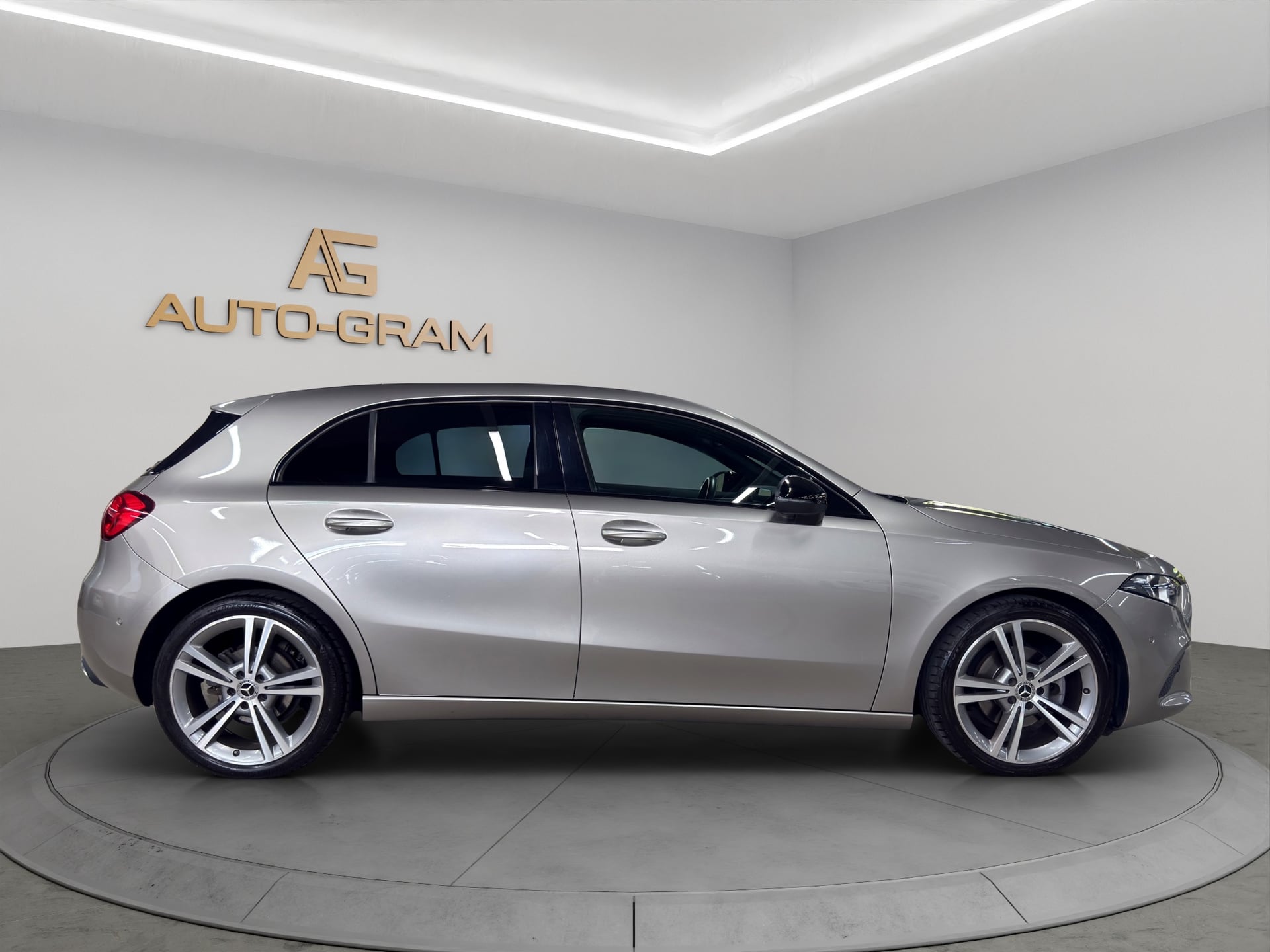 Mercedes-Benz A 200 d 8G-DCT – Bild 6