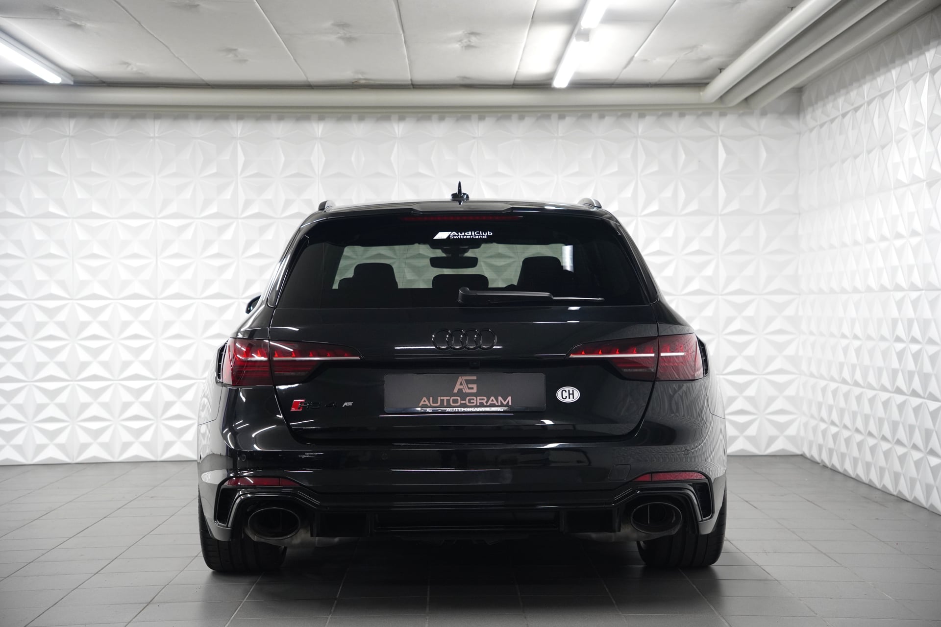 Audi RS4 Avant 2.9 TFSI quattro tiptronic – Bild 4