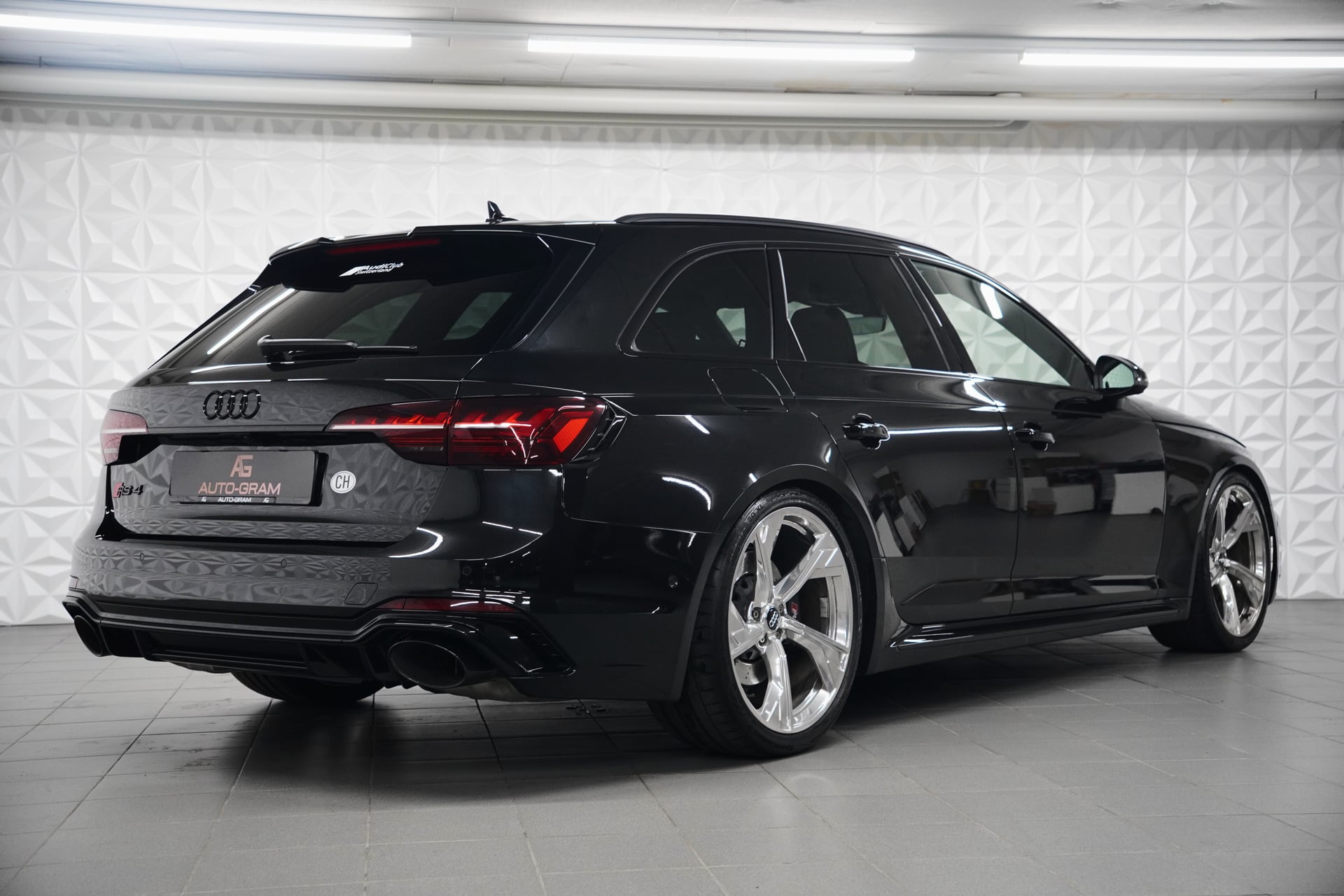Audi RS4 Avant 2.9 TFSI quattro tiptronic – Bild 5