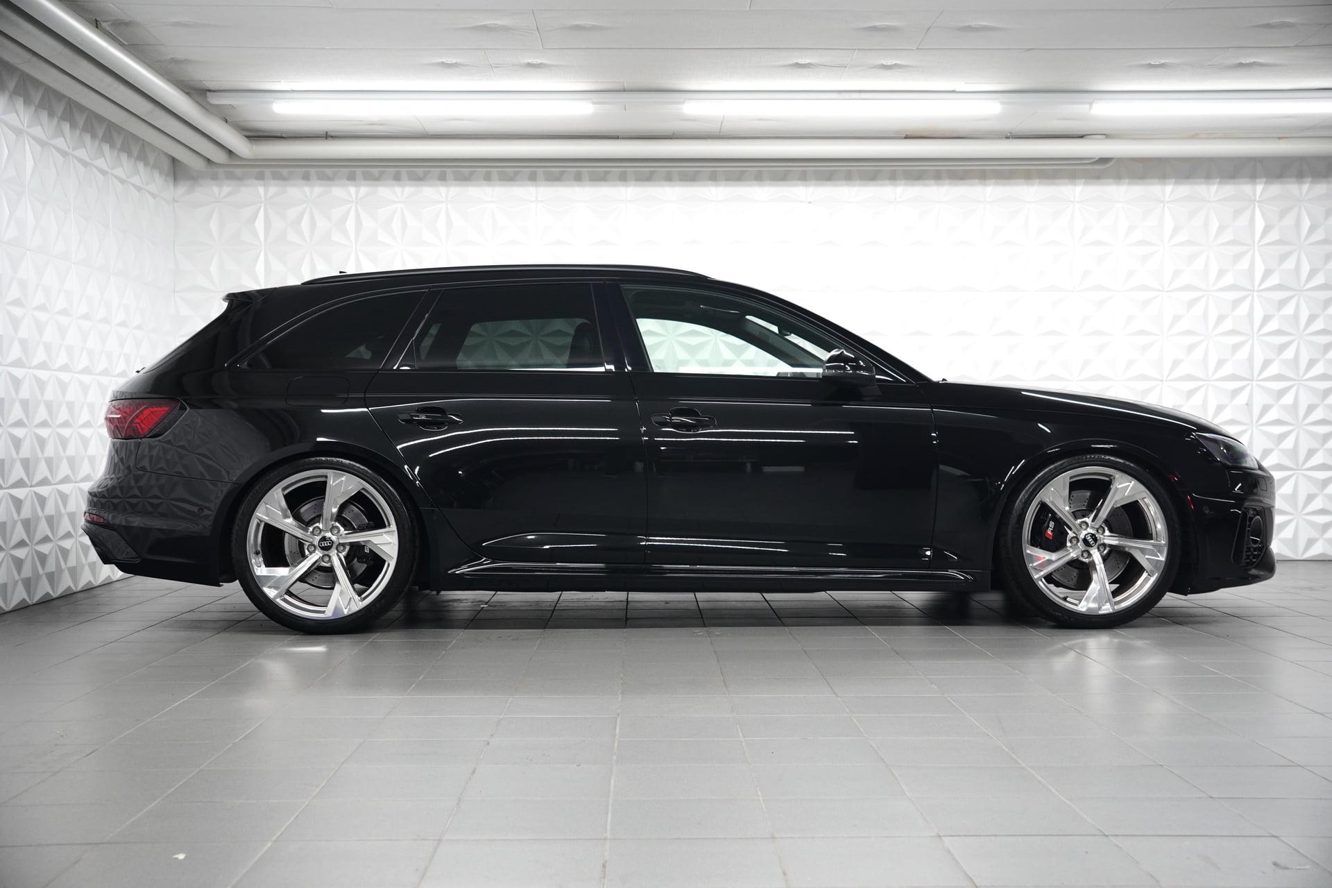Audi RS4 Avant 2.9 TFSI quattro tiptronic – Bild 6