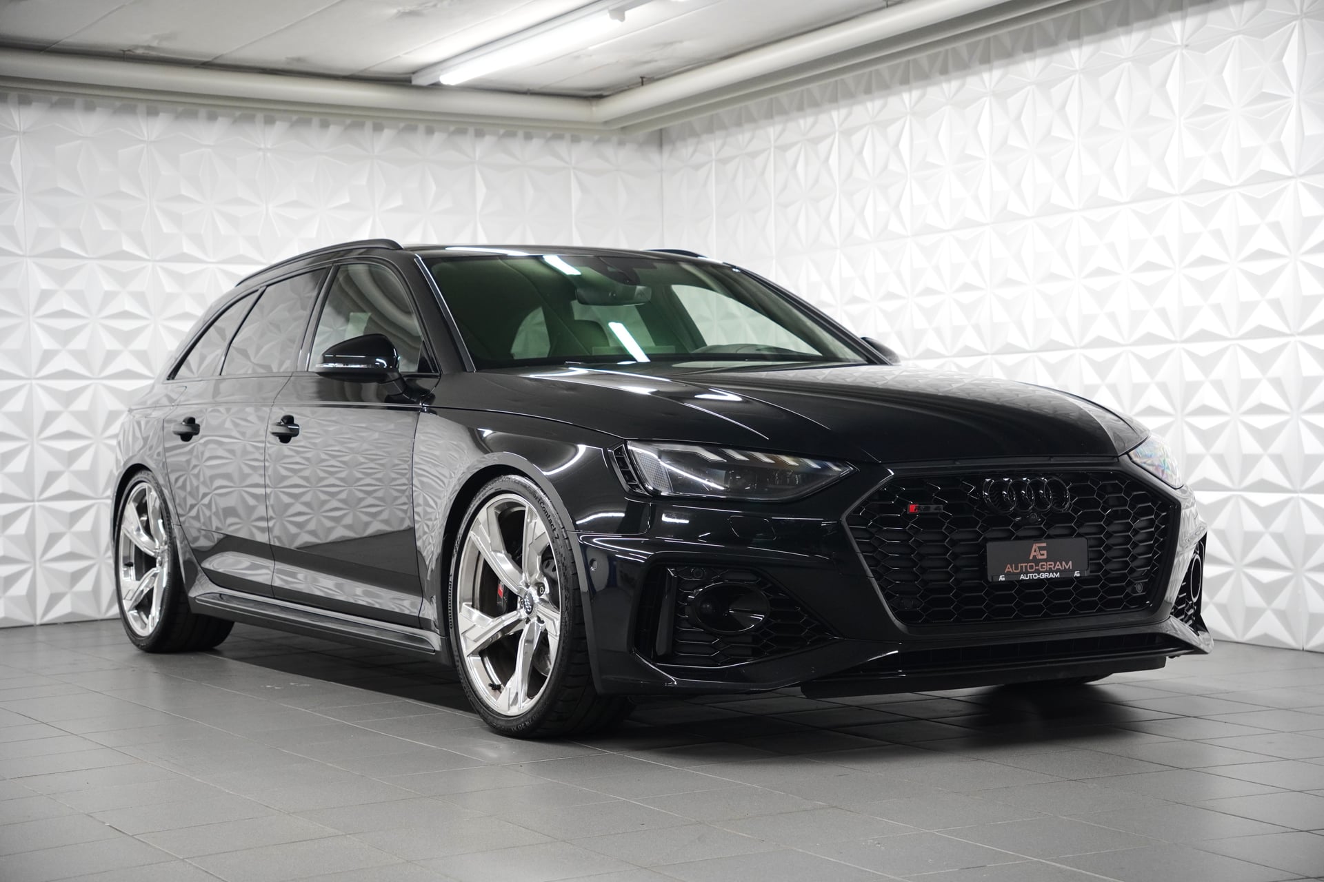 Audi RS4 Avant 2.9 TFSI quattro tiptronic – Bild 7
