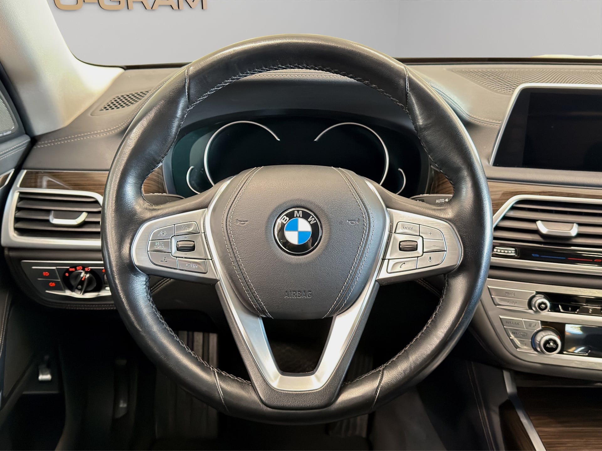 BMW 730d xDrive Steptronic – Bild 16