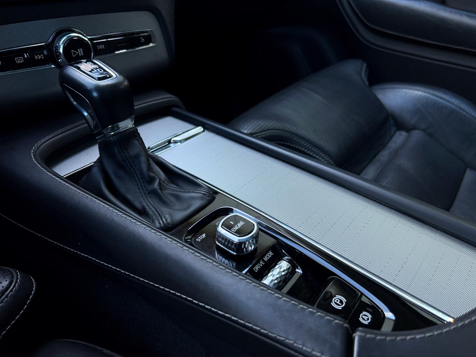 Volvo XC90 D5 AWD Inscription Geartronic – Bild 22