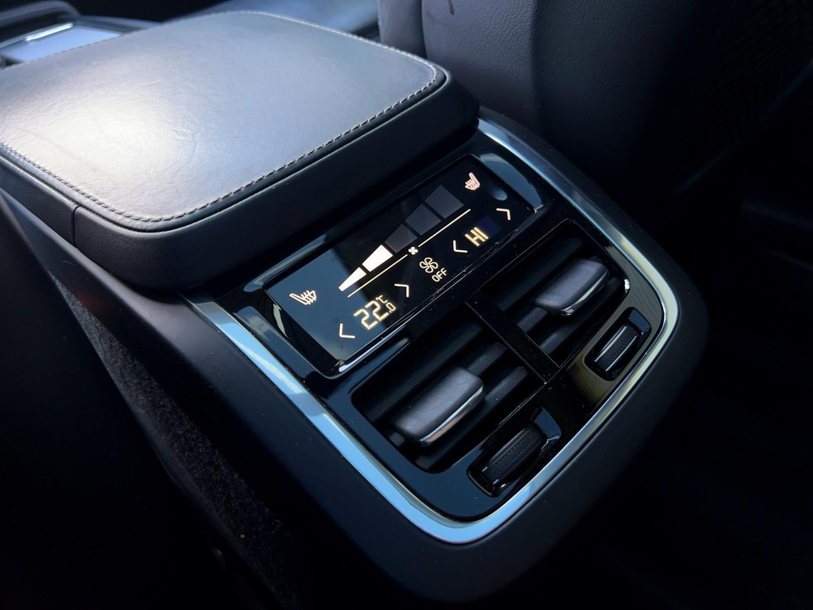 Volvo XC90 D5 AWD Inscription Geartronic – Bild 25