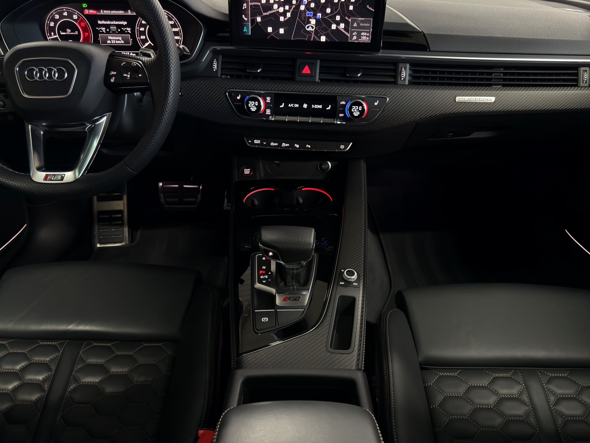Audi RS4 Avant quattro tiptronic – Bild 18