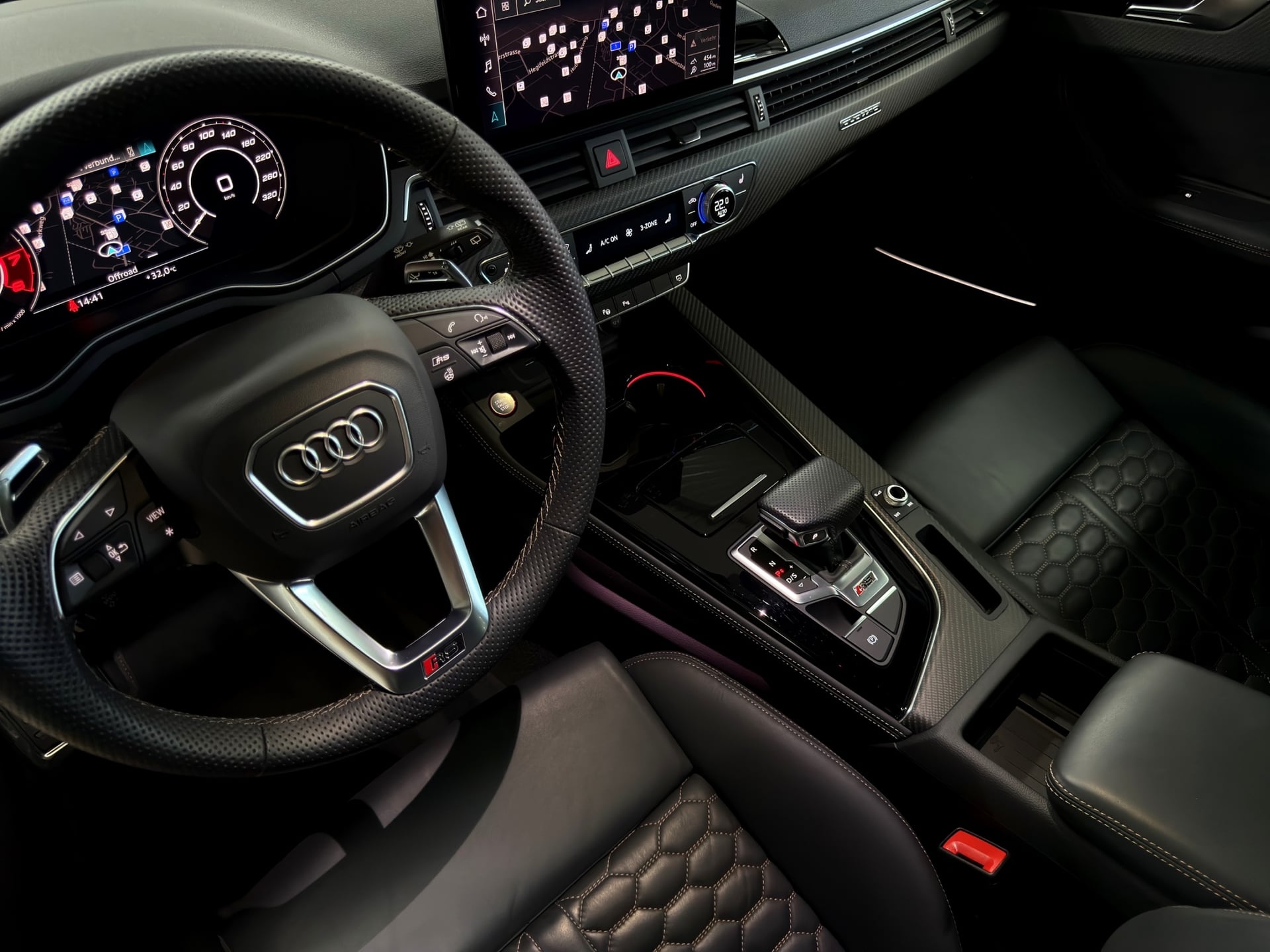 Audi RS4 Avant quattro tiptronic – Bild 20
