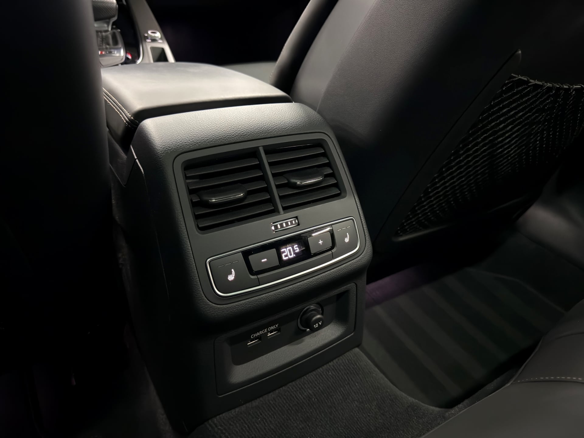 Audi RS4 Avant quattro tiptronic – Bild 26
