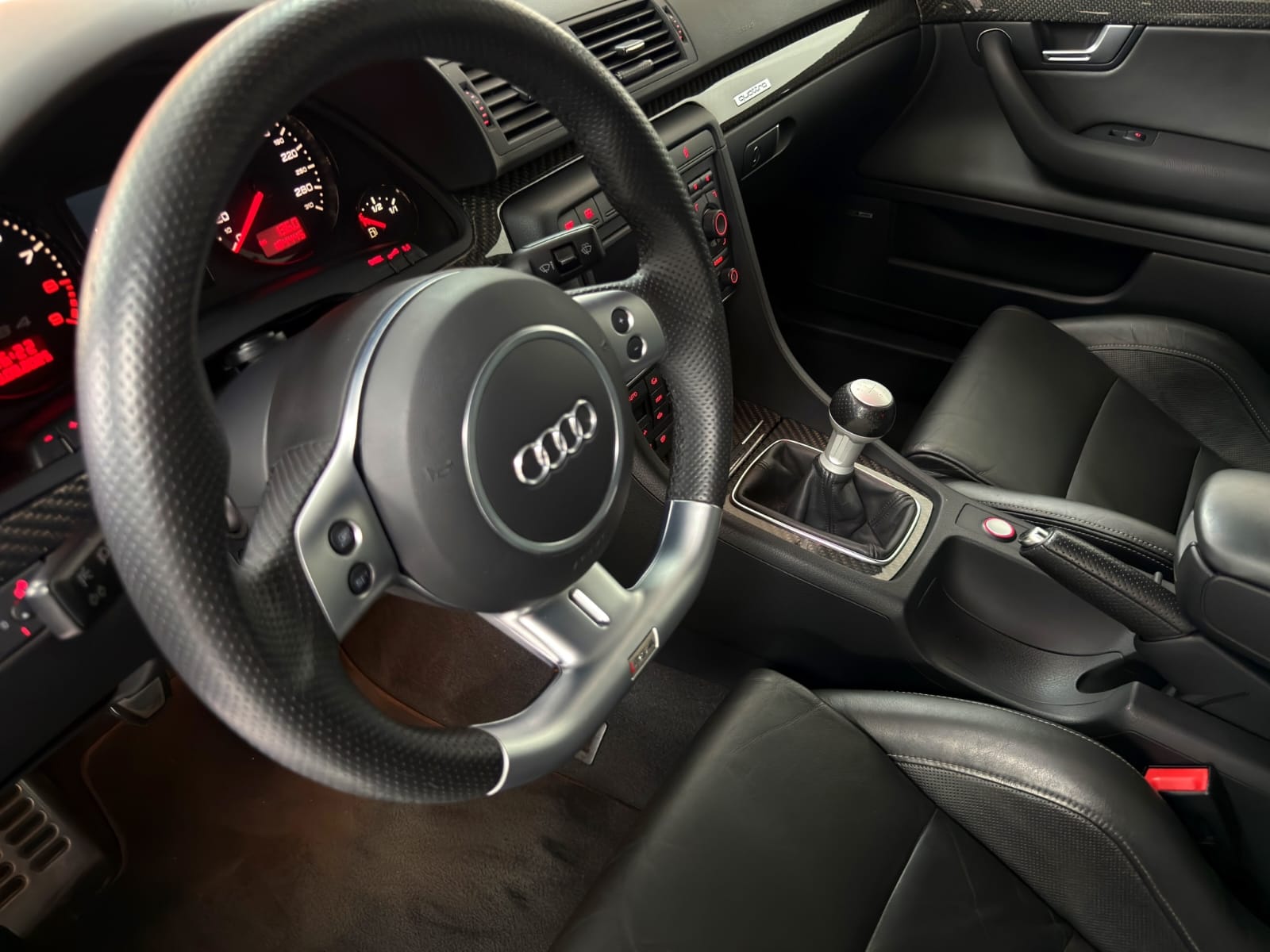 Audi RS4 4.2 V8 quattro – Bild 16