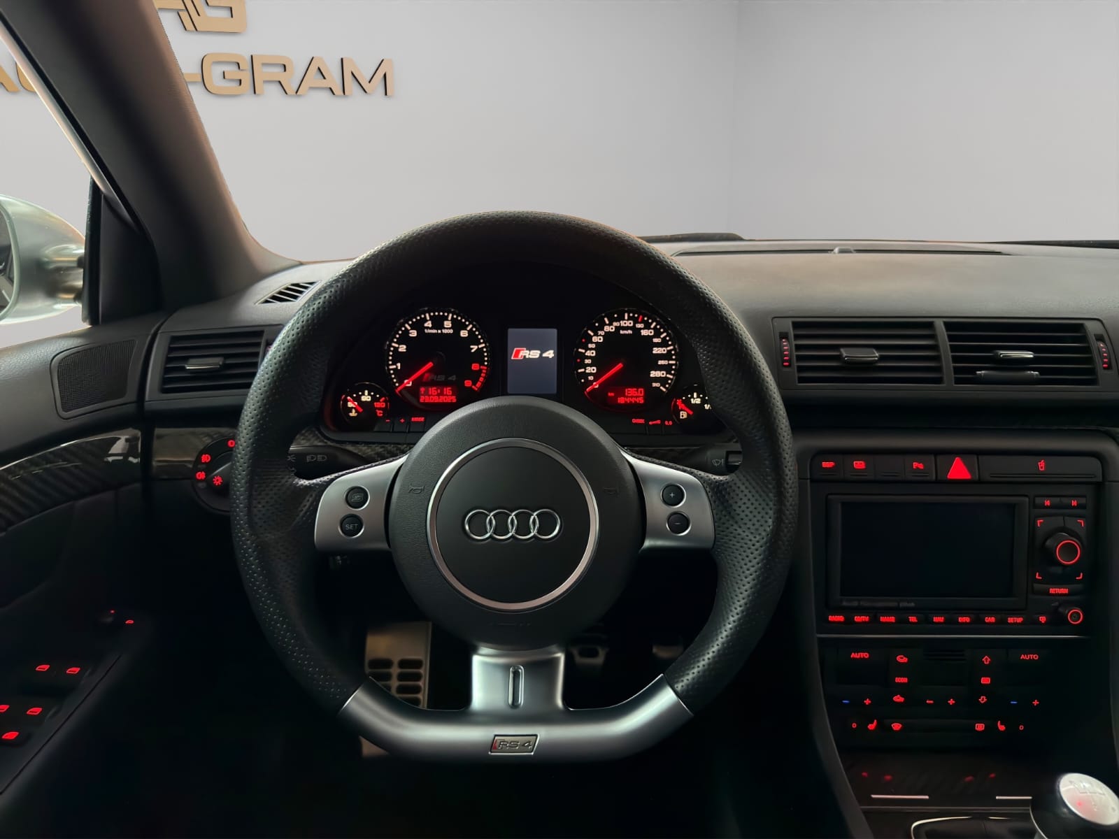 Audi RS4 4.2 V8 quattro – Bild 15