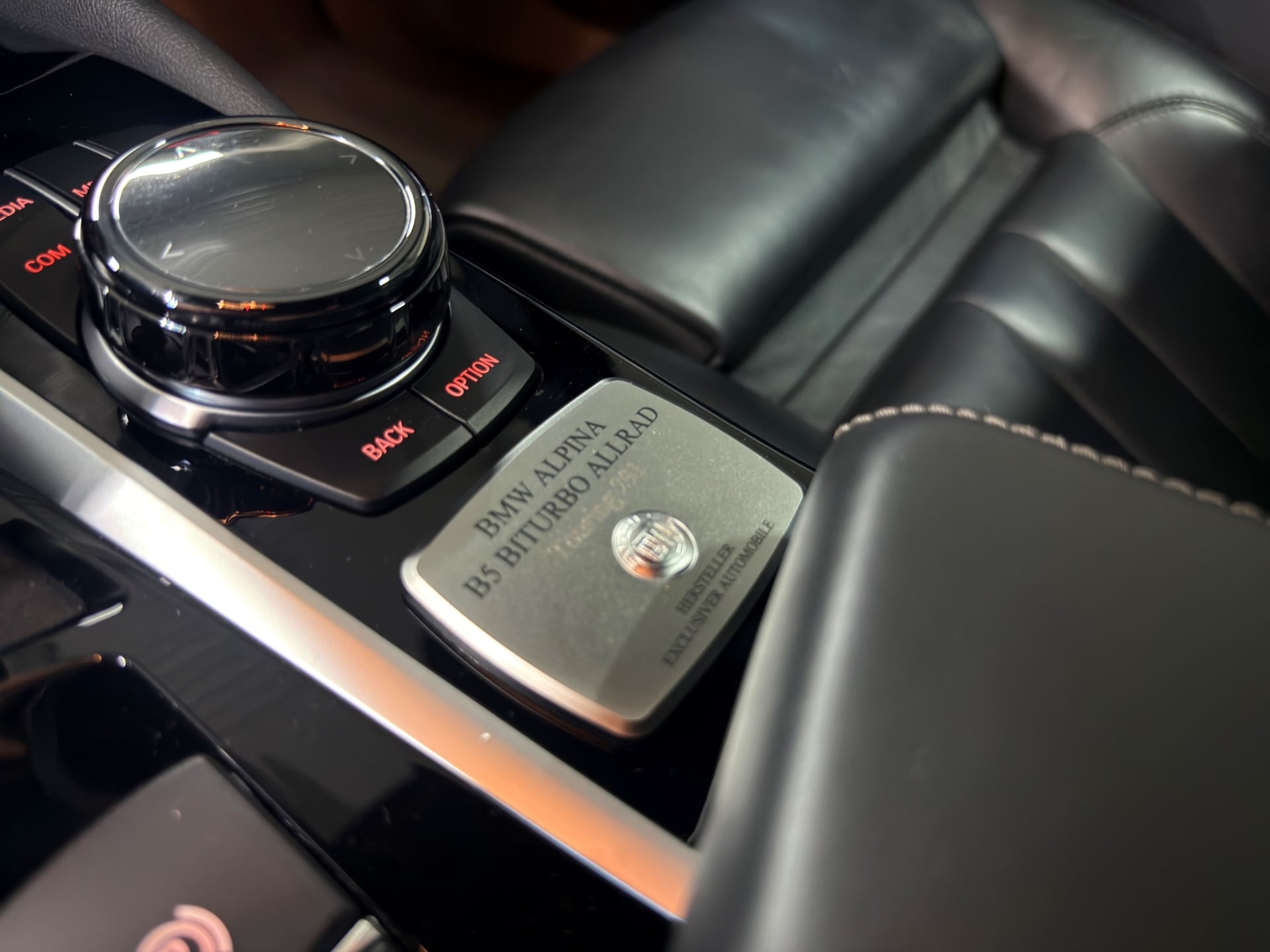 BMW Alpina 5 Series B5 BiTurbo Touring 4.4 V8 xDrive Switch-Tronic – Bild 20