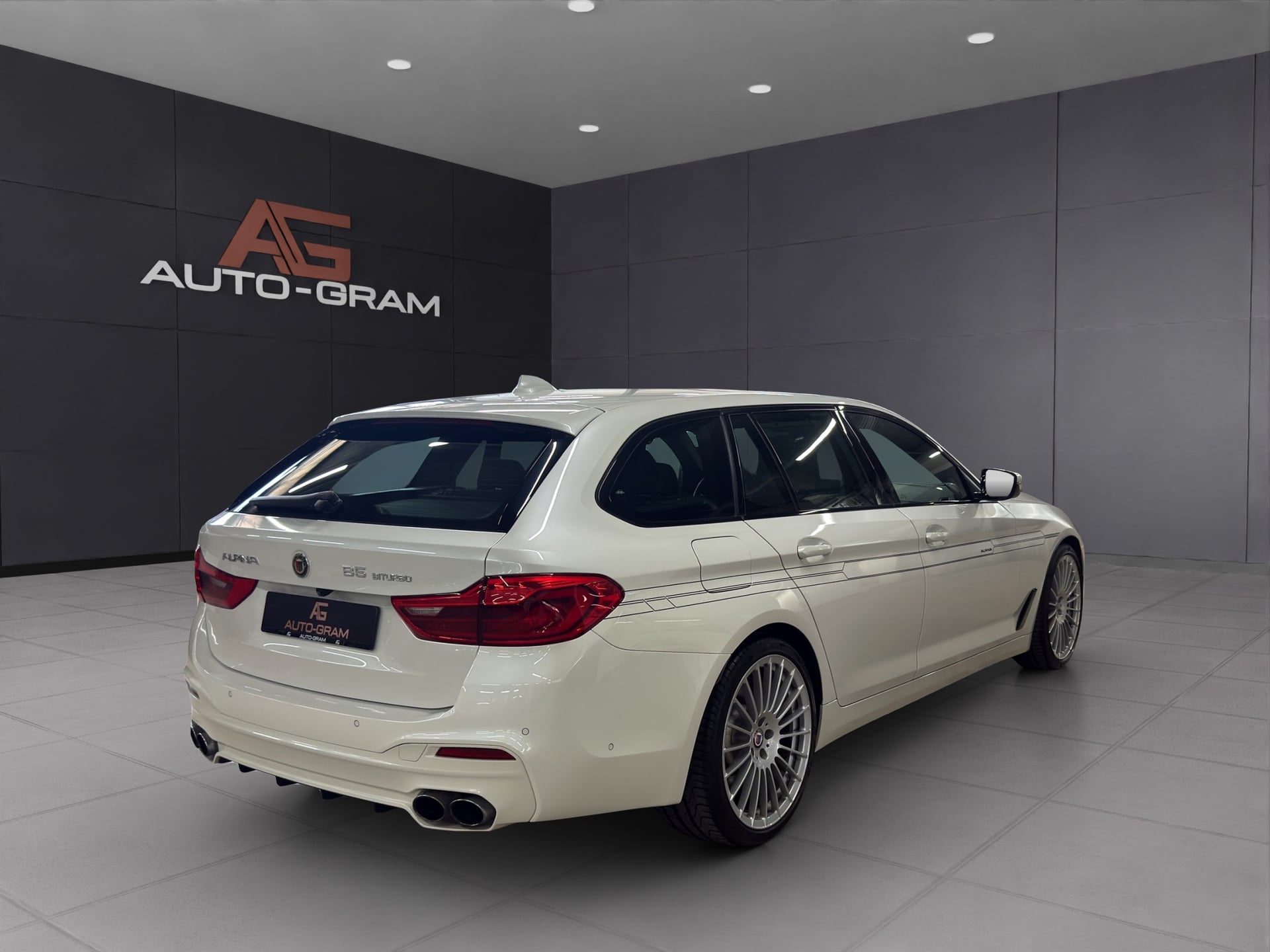 BMW Alpina 5 Series B5 BiTurbo Touring 4.4 V8 xDrive Switch-Tronic – Bild 5