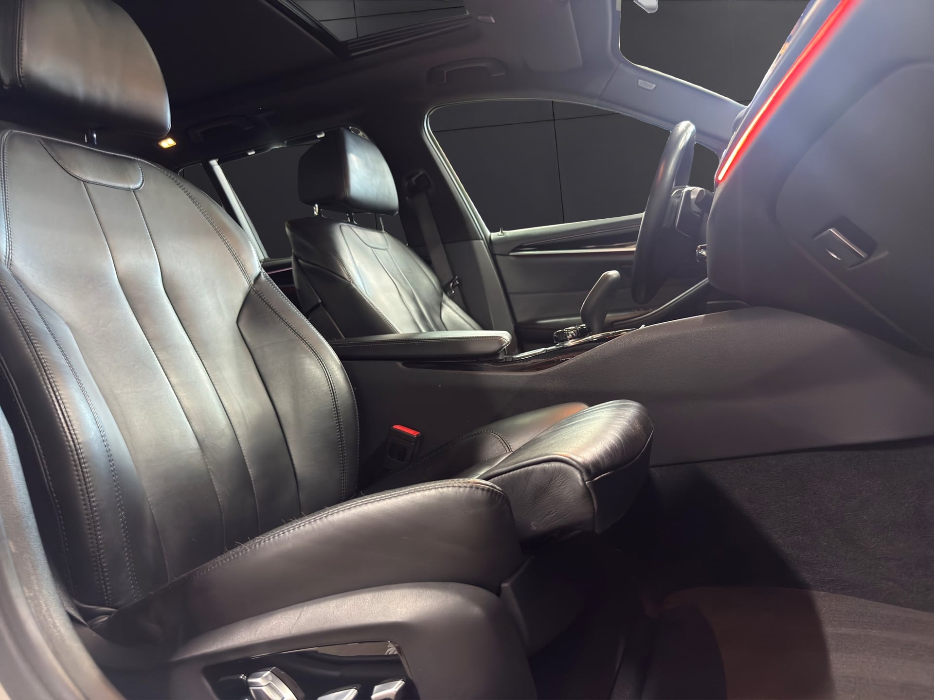 BMW Alpina 5 Series B5 BiTurbo Touring 4.4 V8 xDrive Switch-Tronic – Bild 14