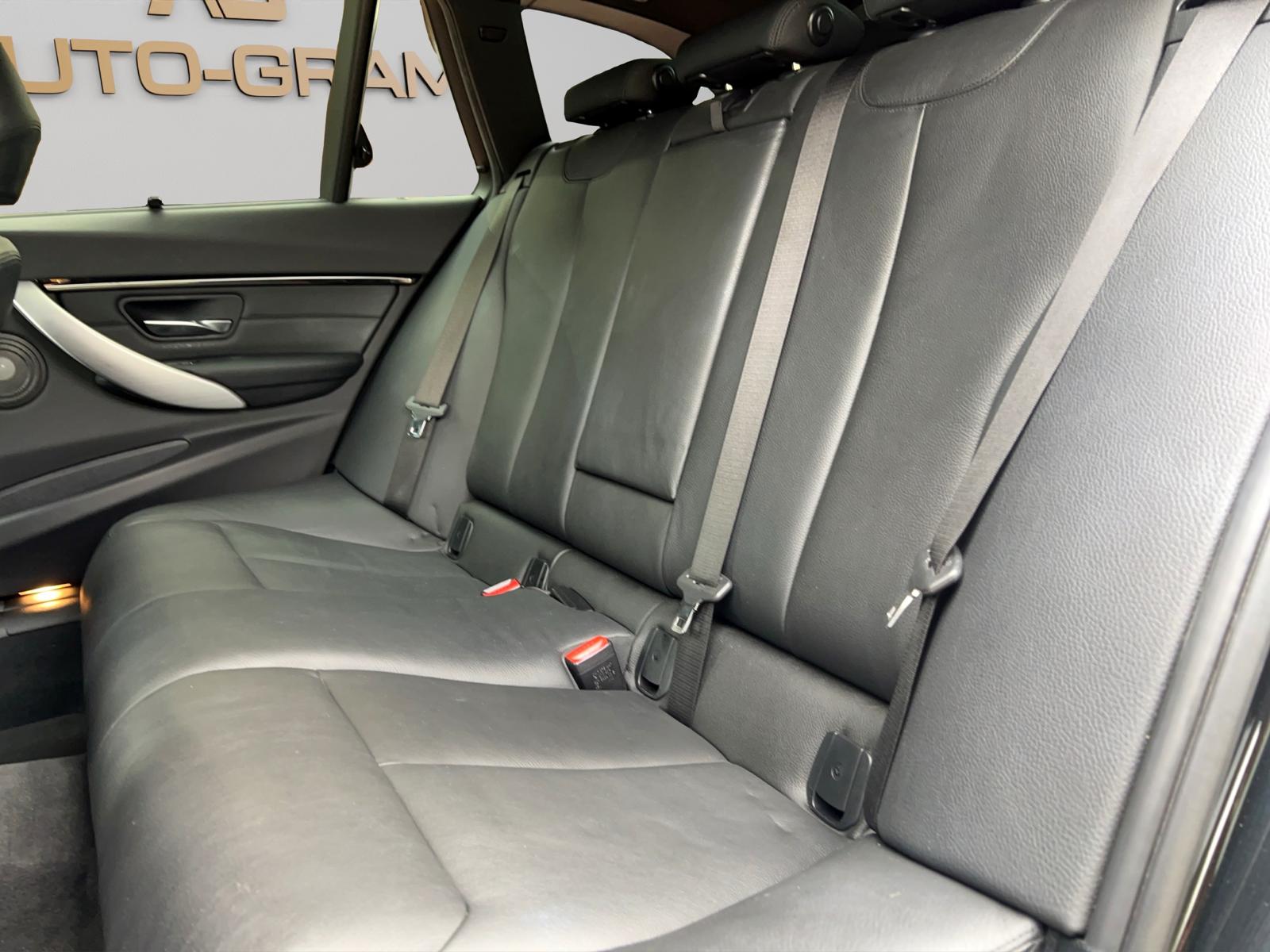 BMW 320d xDrive Touring Edition M Sport Steptronic – Bild 26
