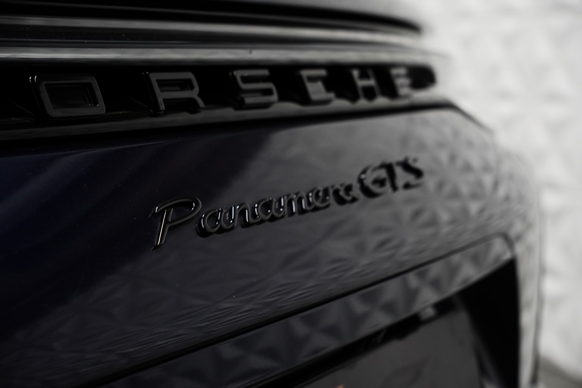Porsche Panamera GTS Sport Turismo PDK – Bild 12