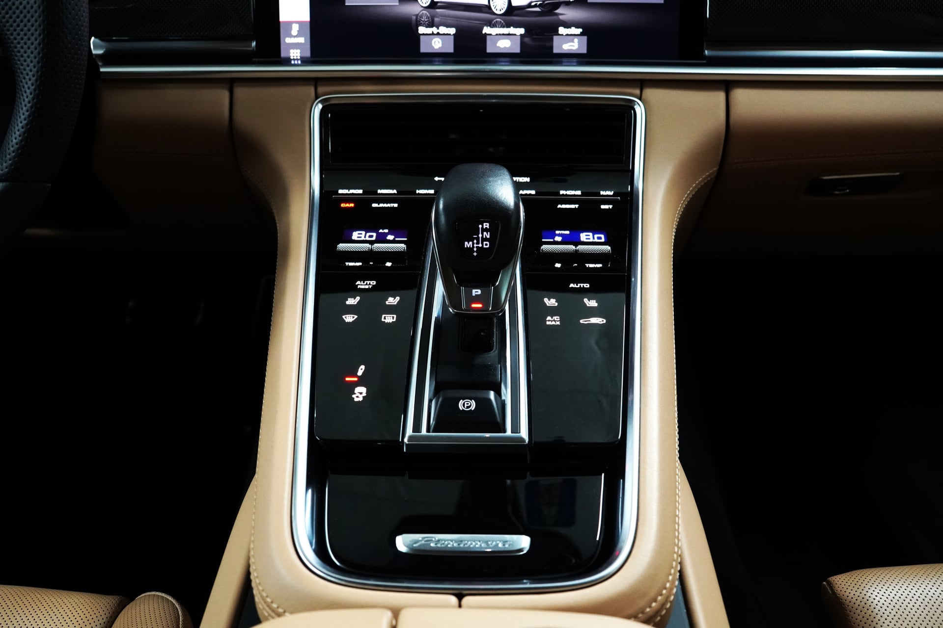 Porsche Panamera GTS Sport Turismo PDK – Bild 21