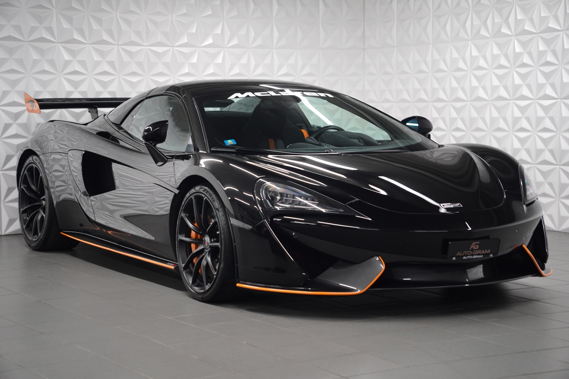 McLaren 570S Spider 3.8 V8 SSG – Bild 7