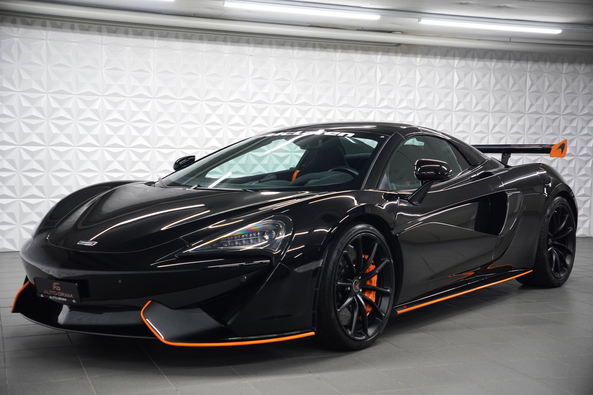 McLaren 570S Spider 3.8 V8 SSG