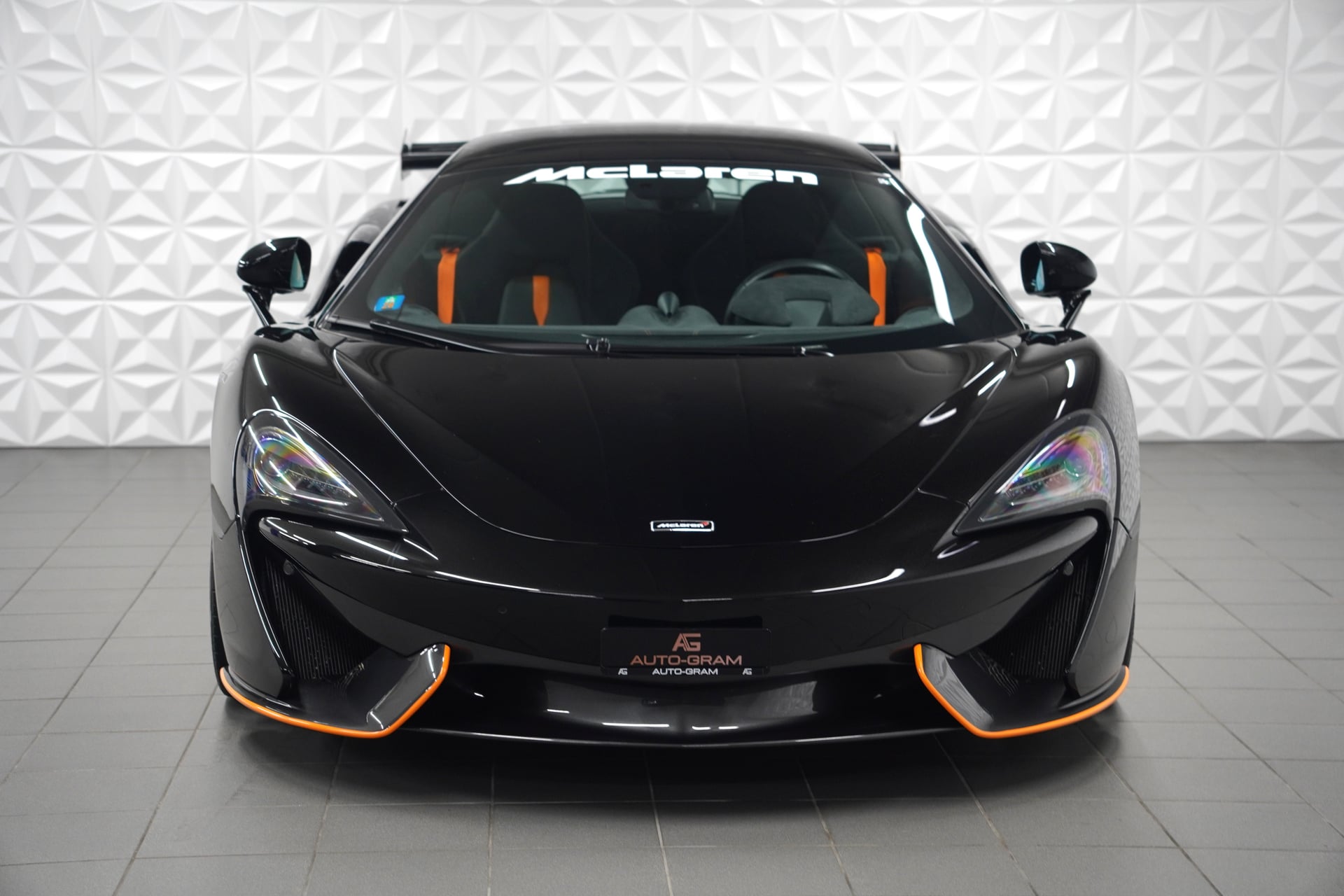 McLaren 570S Spider 3.8 V8 SSG – Bild 8