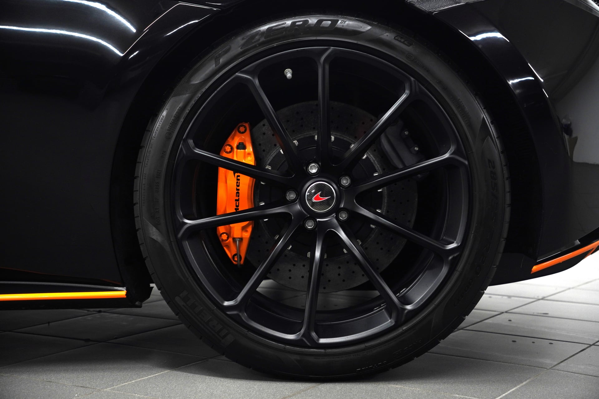 McLaren 570S Spider 3.8 V8 SSG – Bild 10