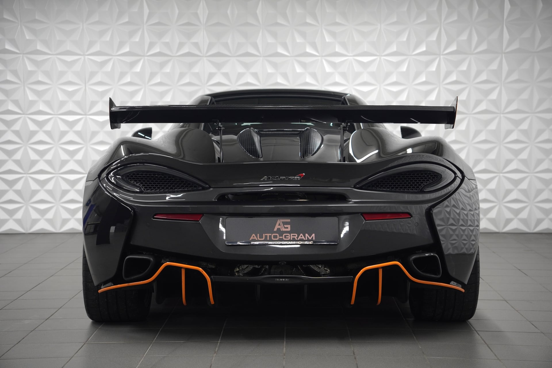 McLaren 570S Spider 3.8 V8 SSG – Bild 4