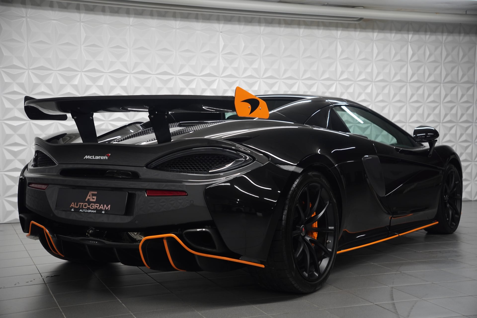 McLaren 570S Spider 3.8 V8 SSG – Bild 5