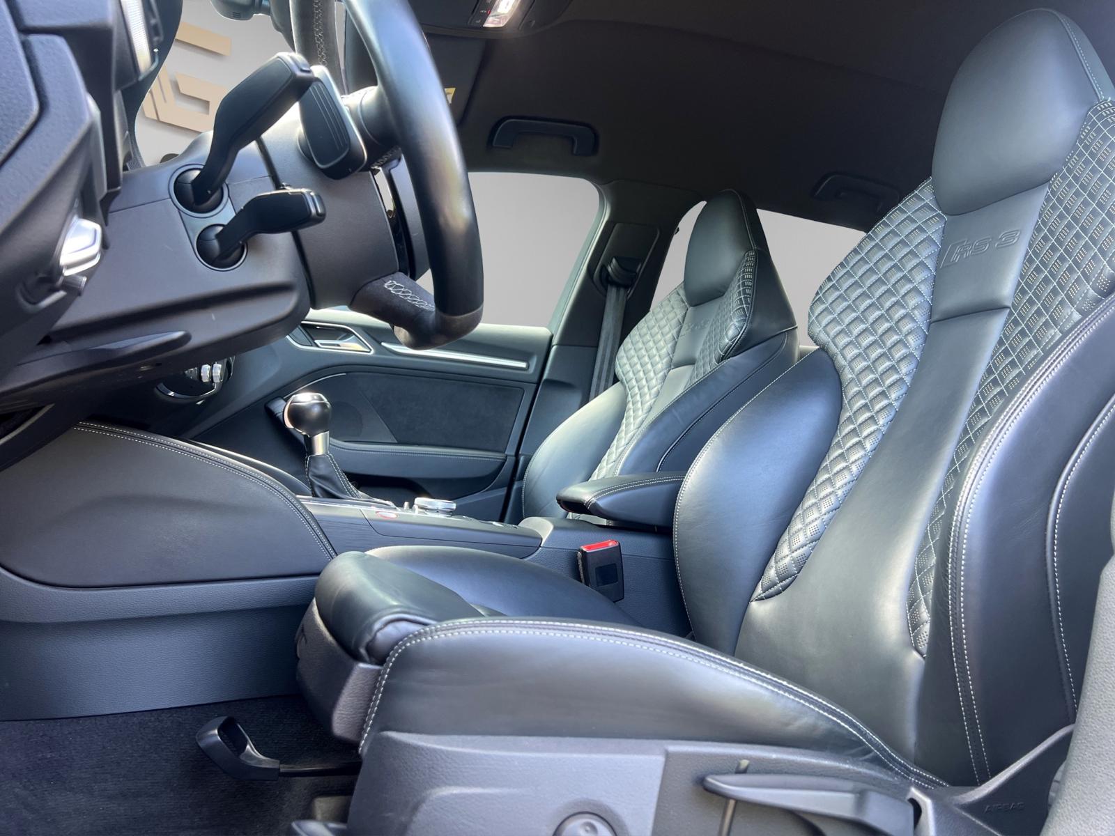 Audi RS3 2.5 TSI quattro S-tronic – Bild 12