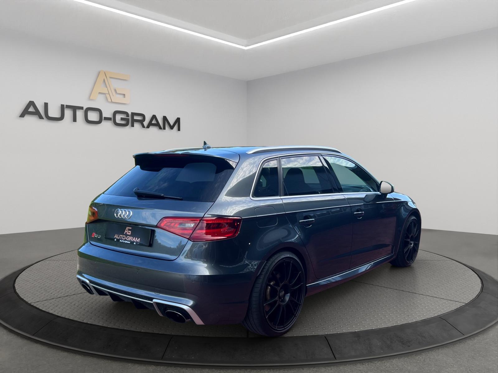 Audi RS3 2.5 TSI quattro S-tronic – Bild 5