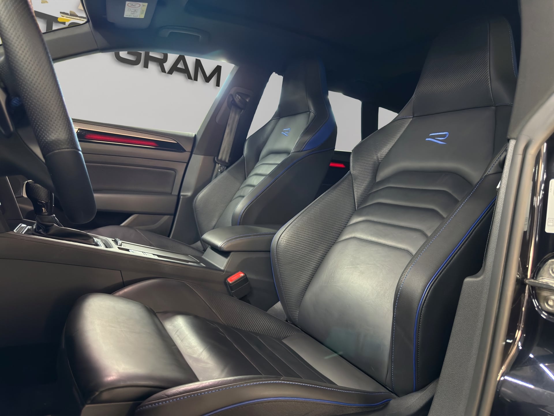 VW Arteon SB 2.0 TSI R-Line 4Motion DSG – Bild 13