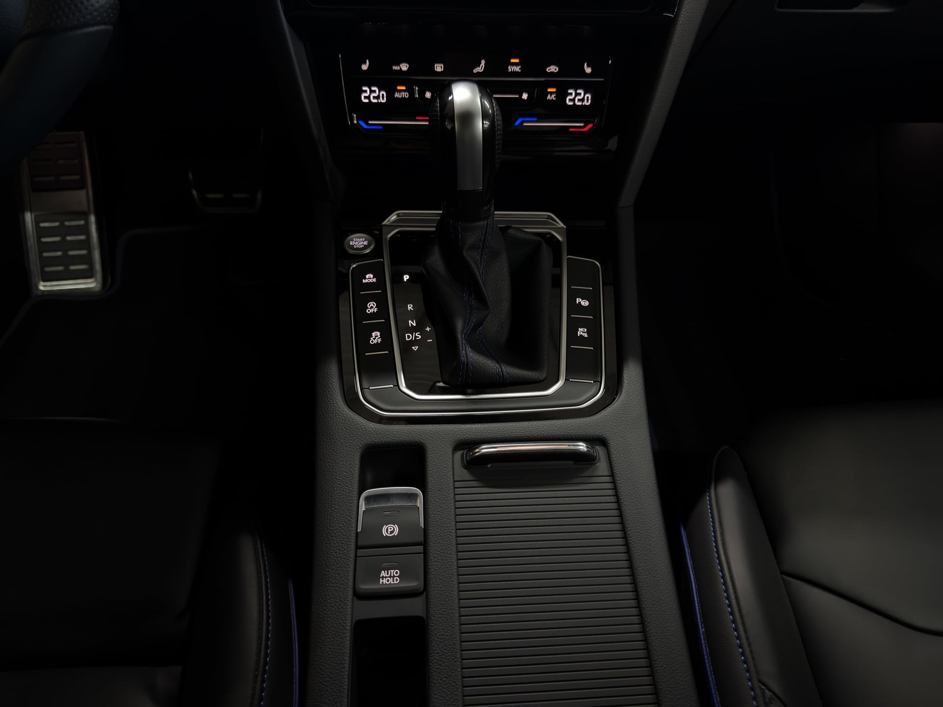 VW Arteon SB 2.0 TSI R-Line 4Motion DSG – Bild 18