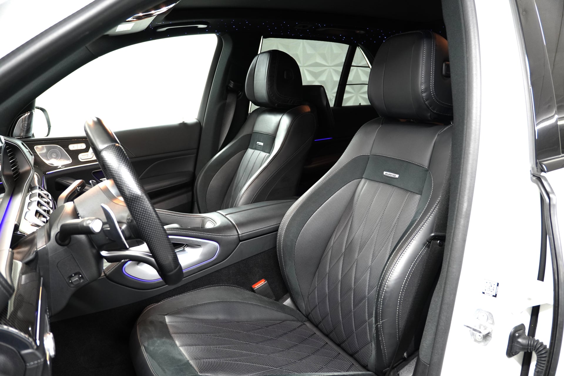Mercedes-Benz GLE 53 AMG 4Matic+ 9G-Speedshift – Bild 11