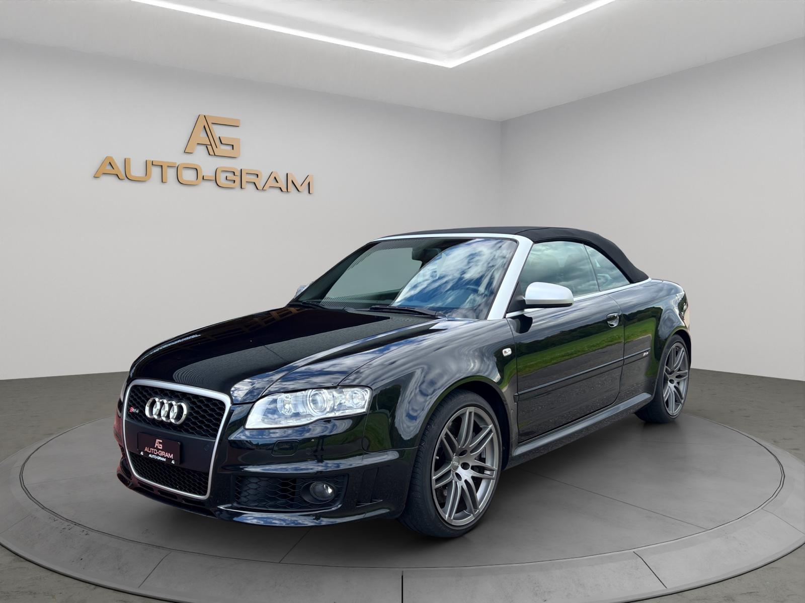 Audi RS4 Cabriolet 4.2 V8 quattro