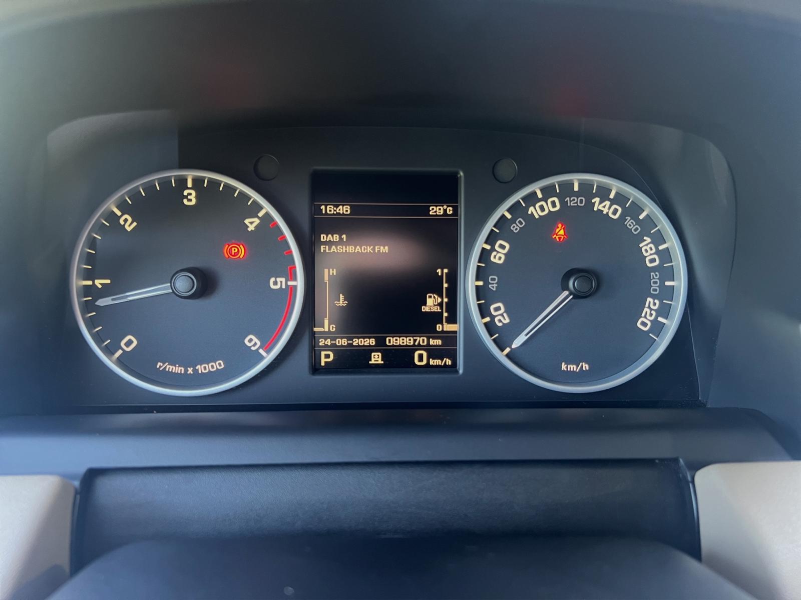 Land Rover Range Rover Sport 3.0 TDV6 Autobiography Automatic – Bild 16