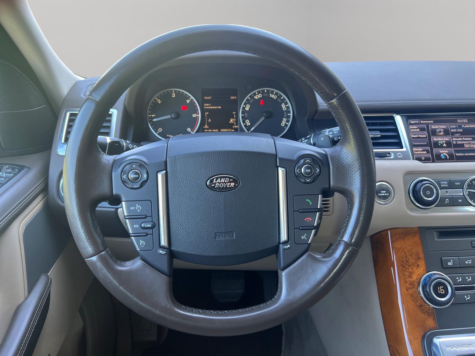 Land Rover Range Rover Sport 3.0 TDV6 Autobiography Automatic – Bild 15