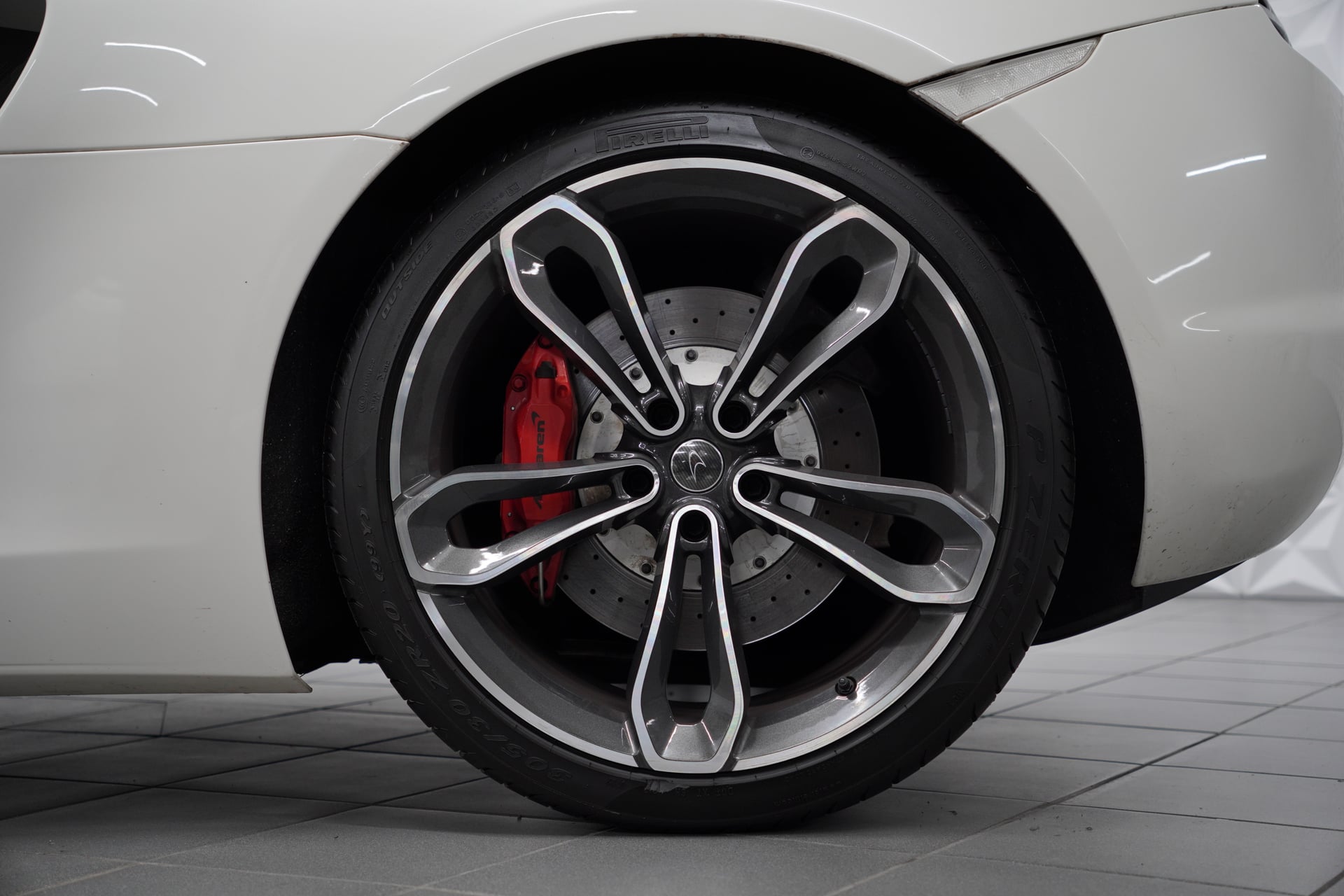 McLaren 12C MP4-12C Spider 3.8 V8 SSG – Bild 10