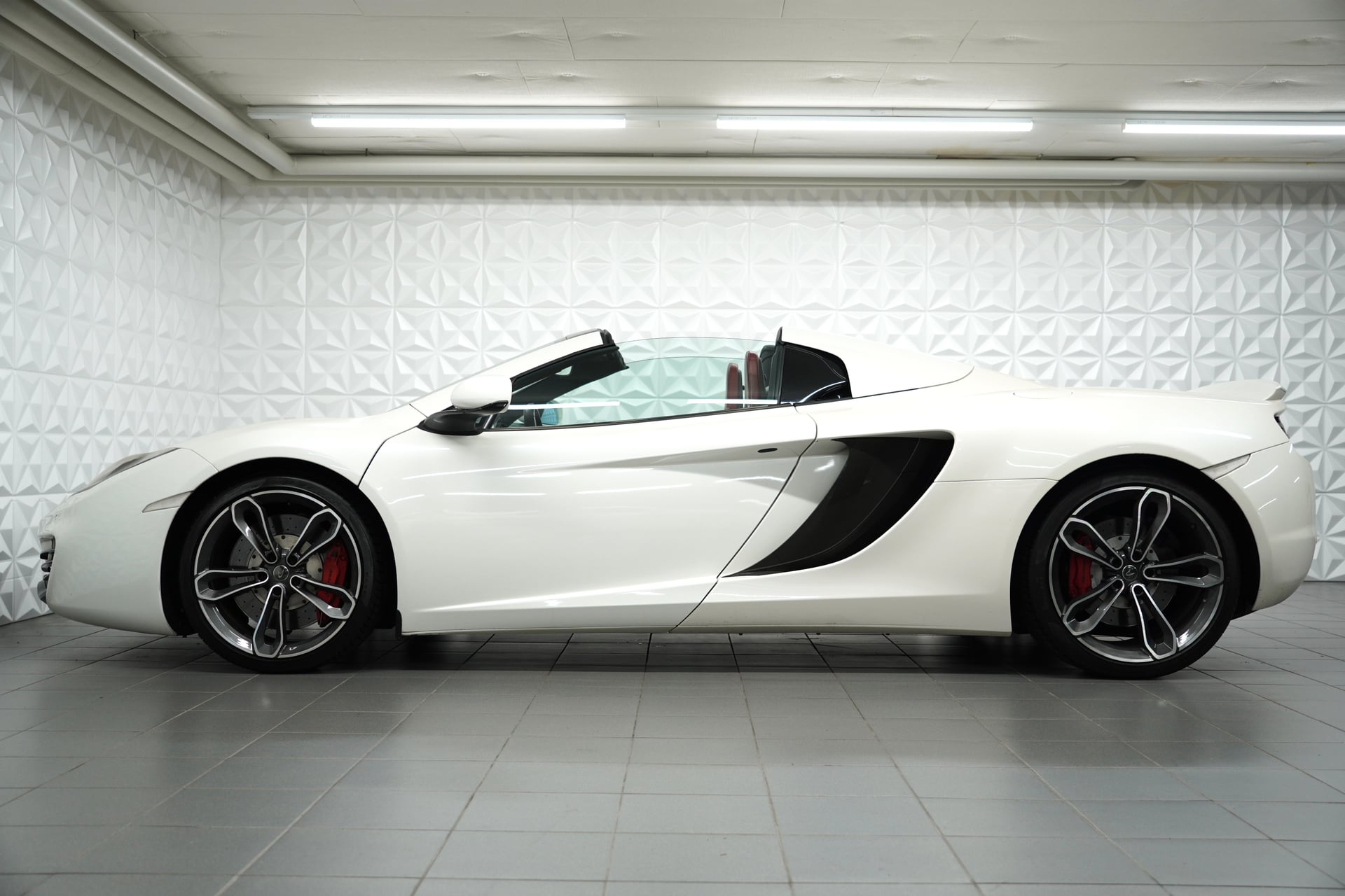 McLaren 12C MP4-12C Spider 3.8 V8 SSG – Bild 2