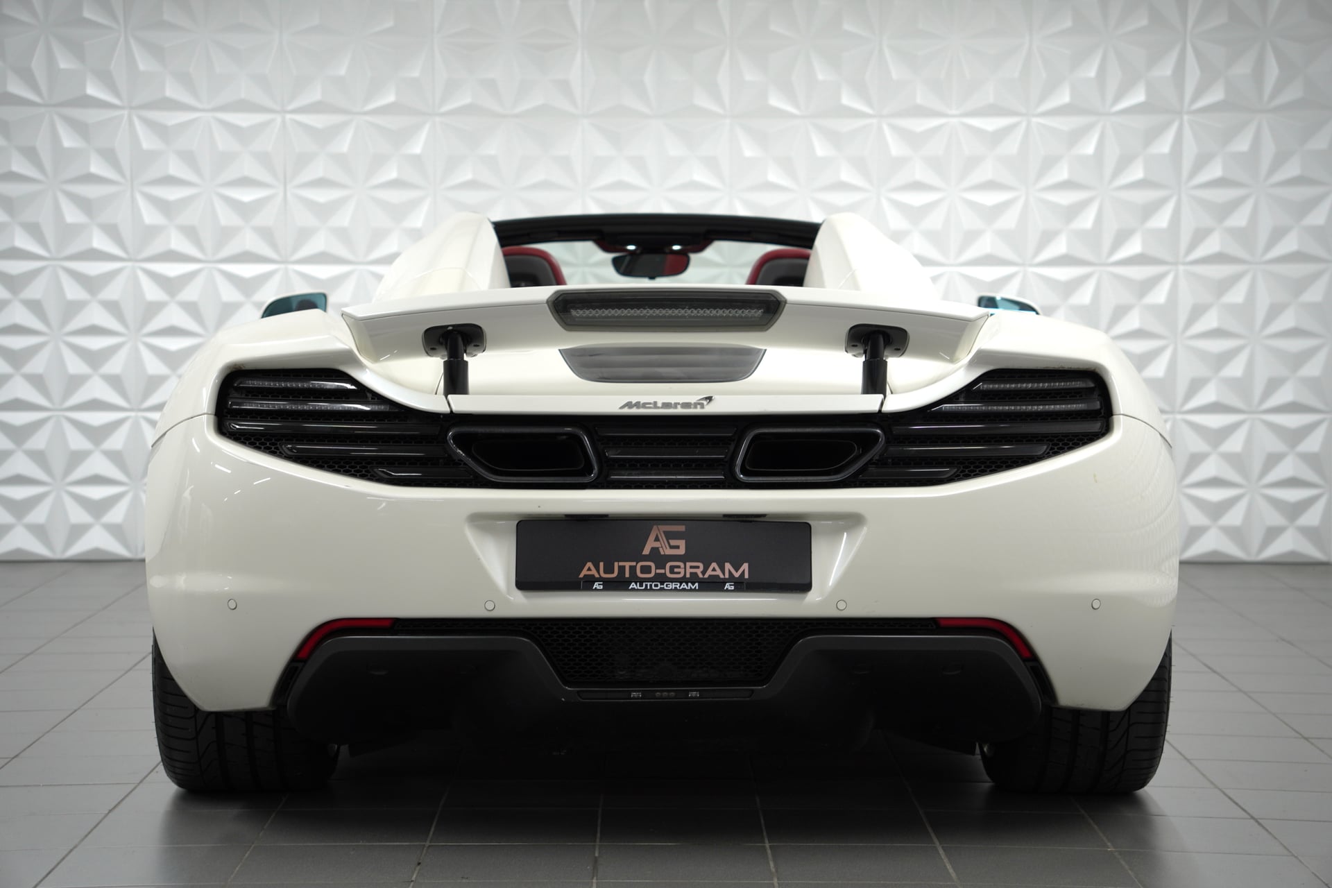 McLaren 12C MP4-12C Spider 3.8 V8 SSG – Bild 4