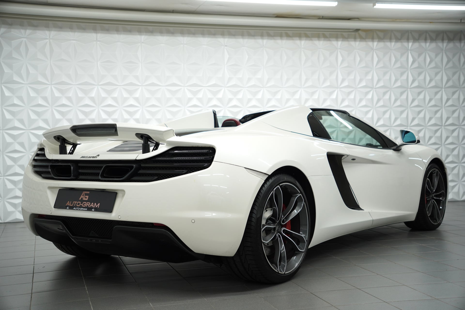 McLaren 12C MP4-12C Spider 3.8 V8 SSG – Bild 5