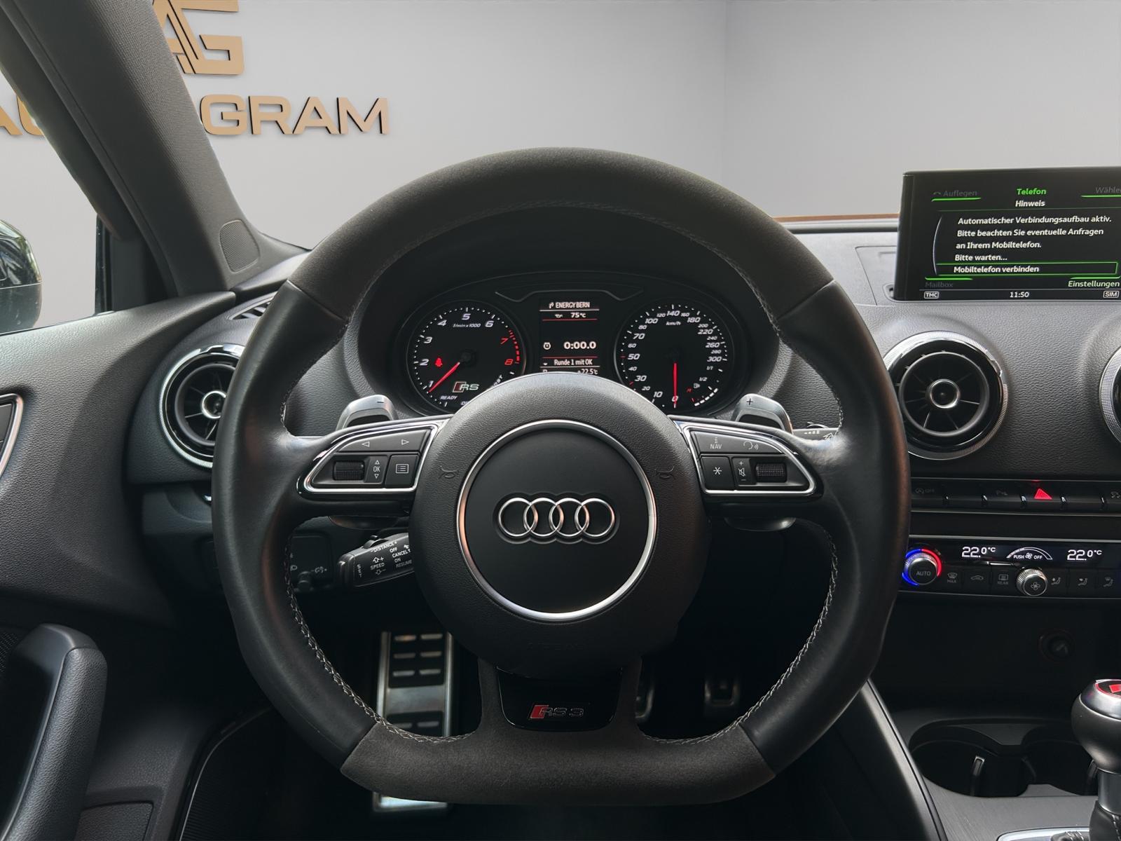 Audi RS3 2.5 TSI quattro S-tronic – Bild 15