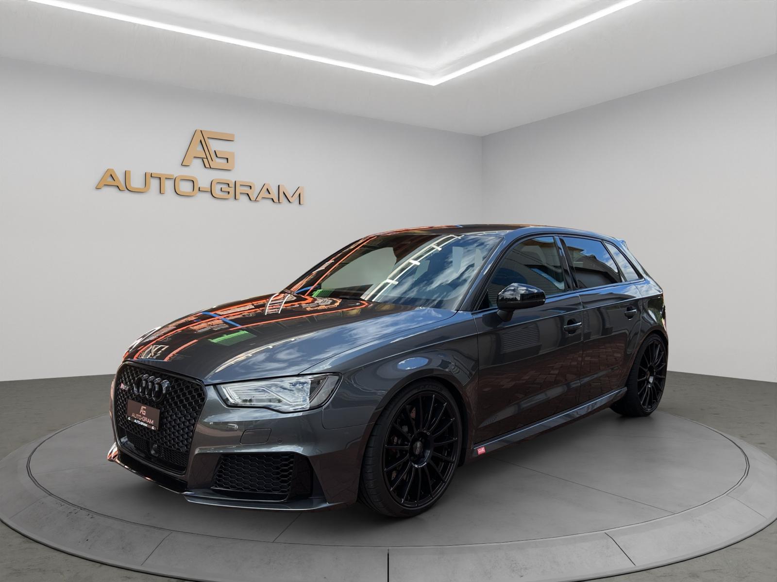 Audi RS3 2.5 TSI quattro S-tronic