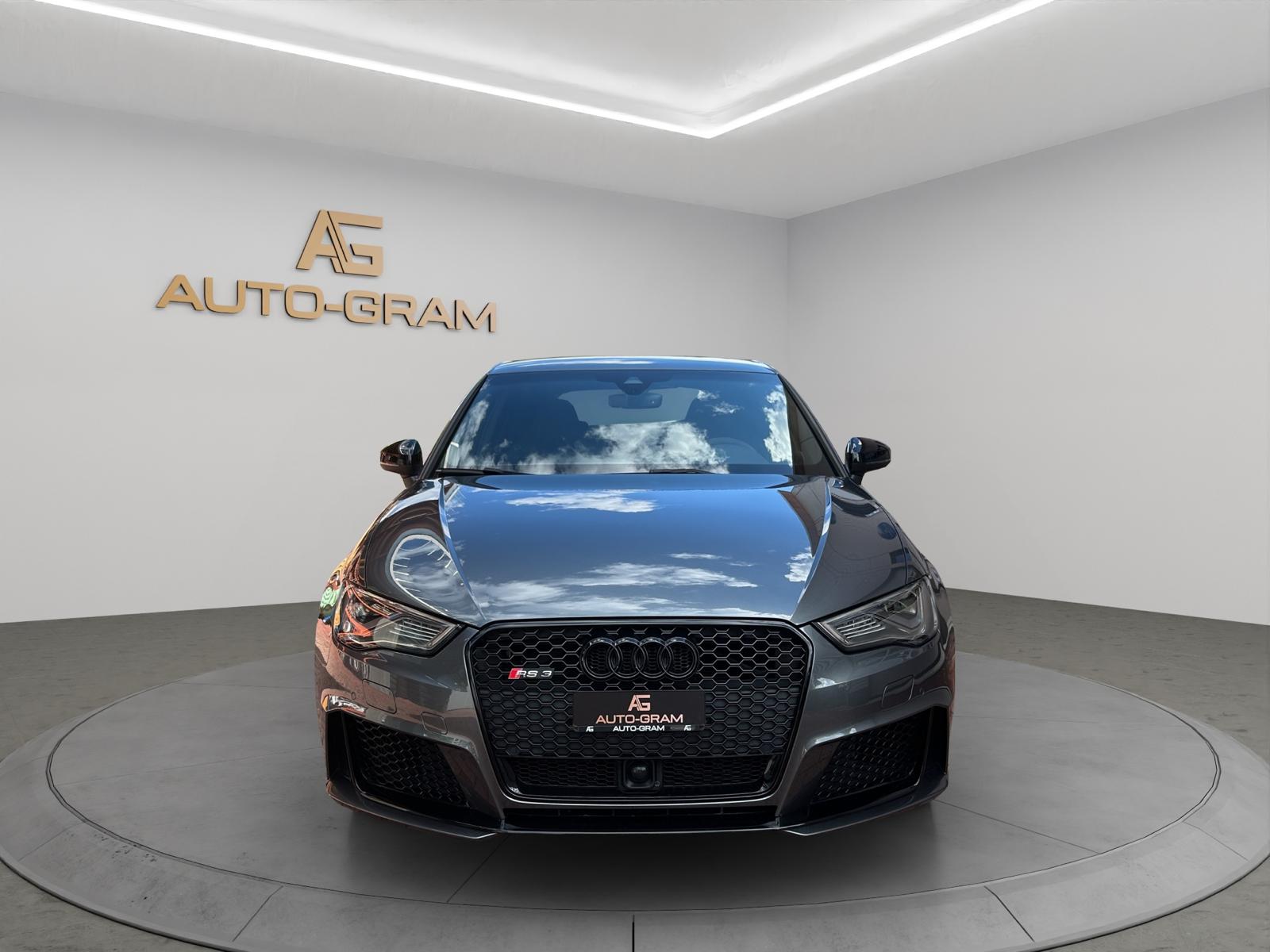 Audi RS3 2.5 TSI quattro S-tronic – Bild 8