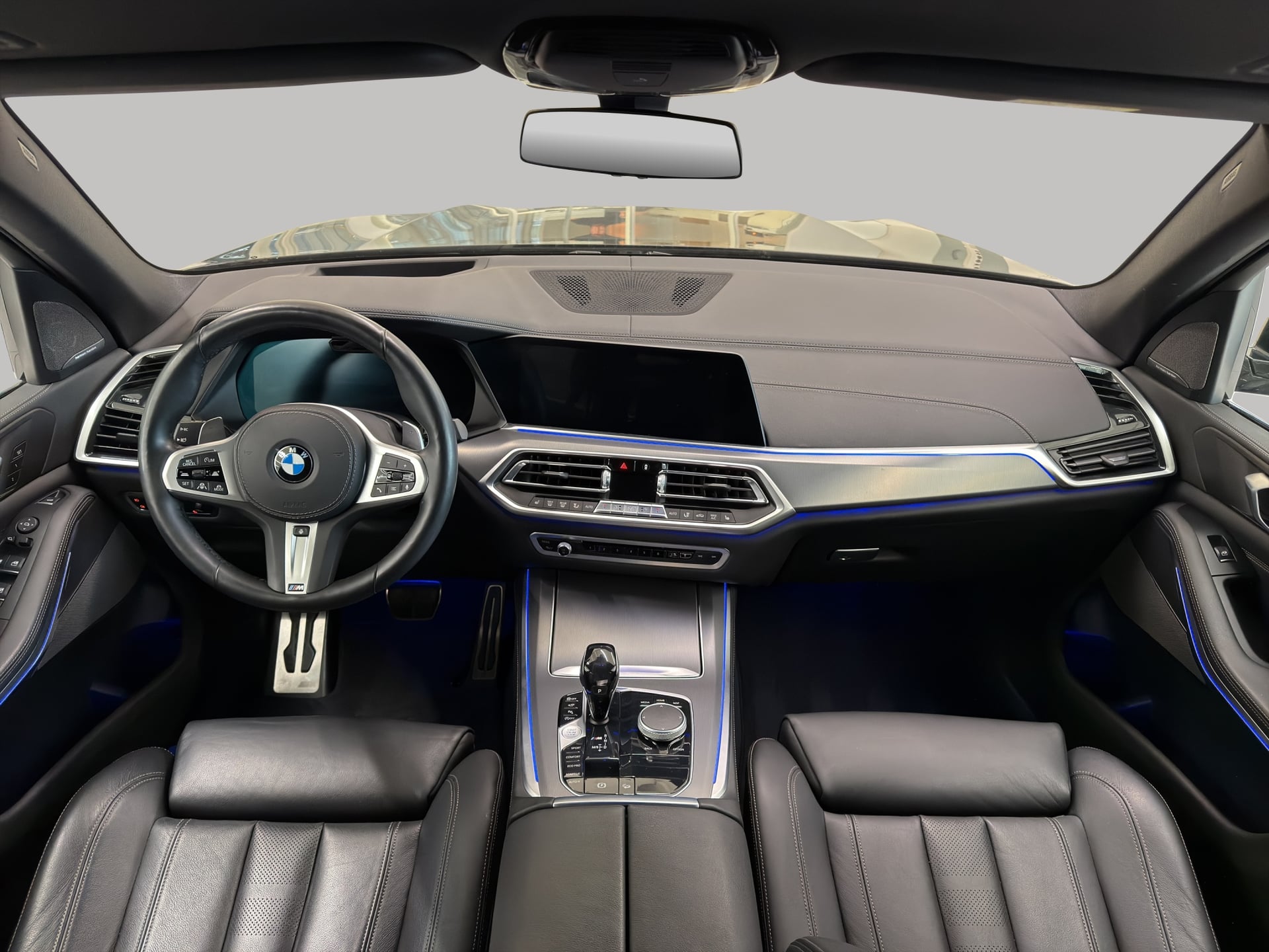 BMW X5 xDrive M50i Steptronic – Bild 15