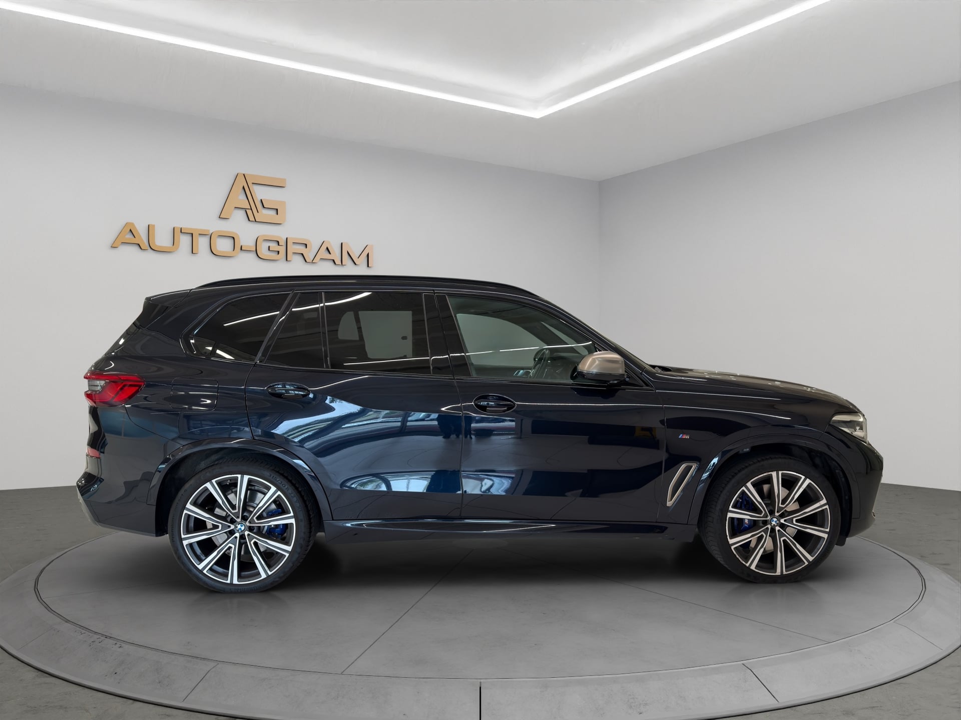 BMW X5 xDrive M50i Steptronic – Bild 6