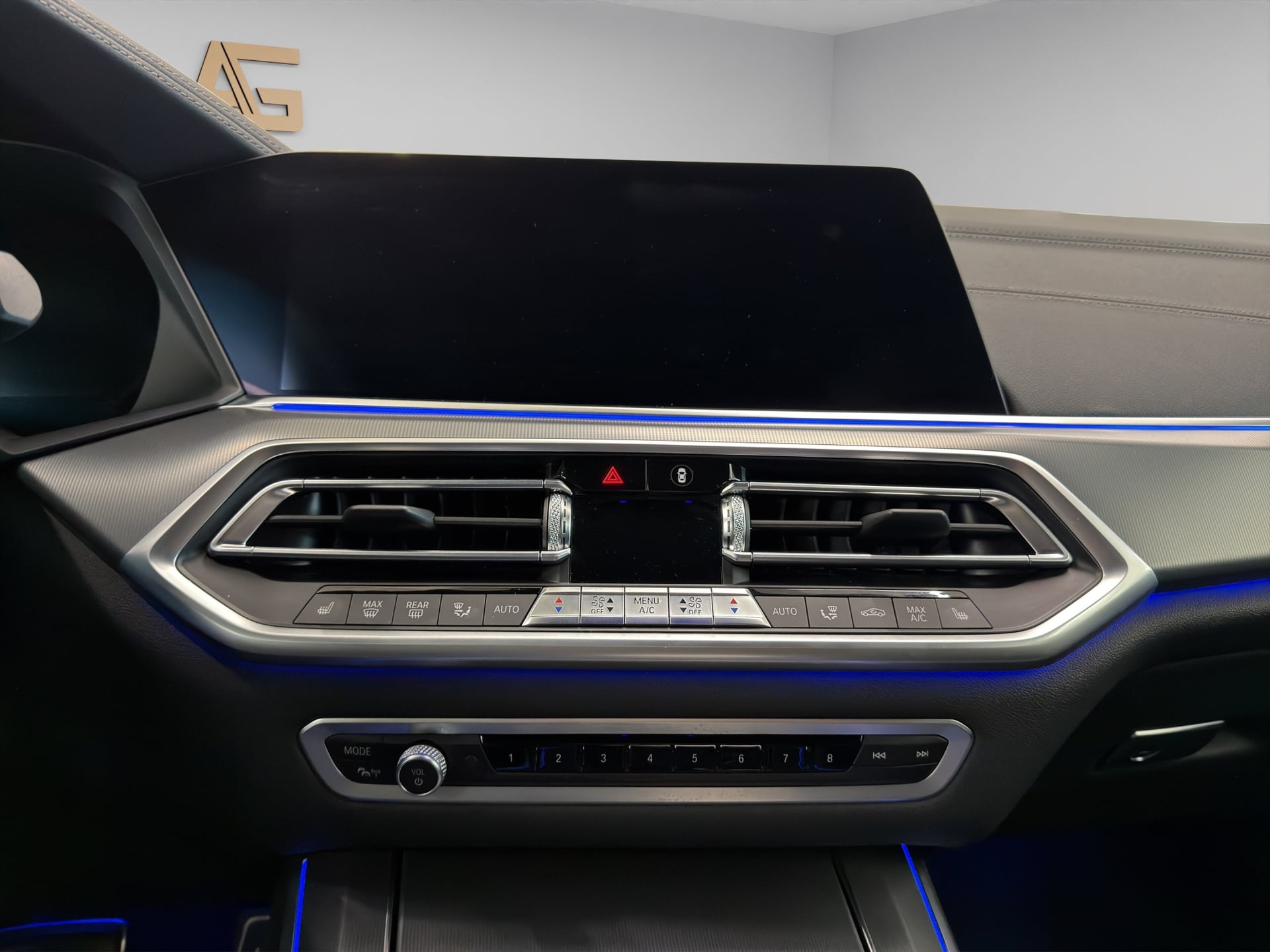 BMW X5 xDrive M50i Steptronic – Bild 19